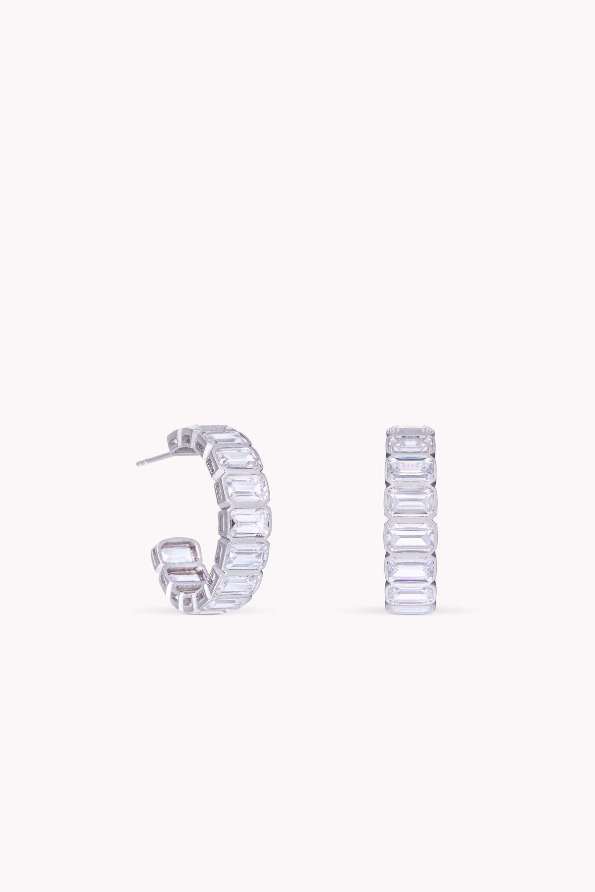Della Earring