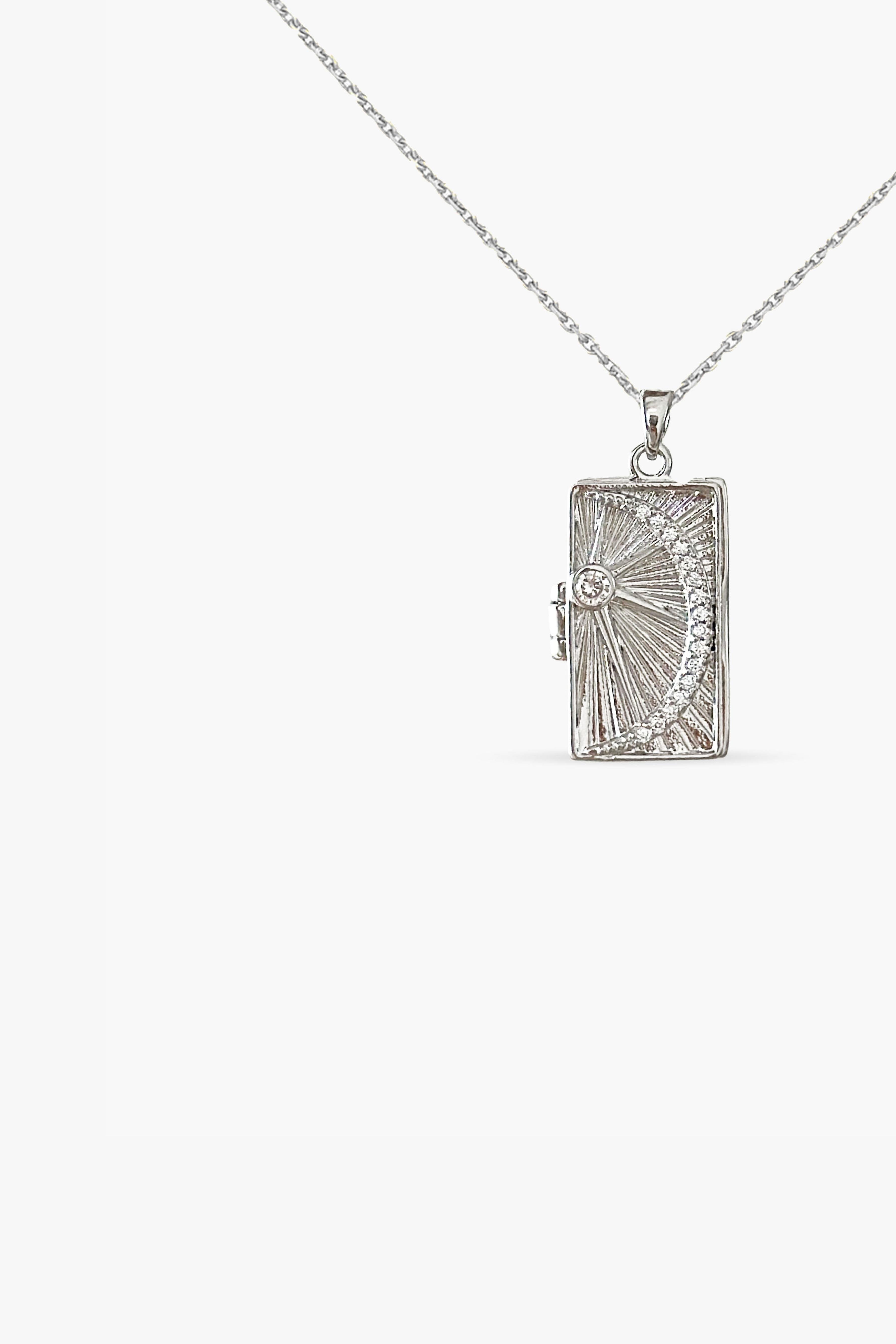Evo Necklace