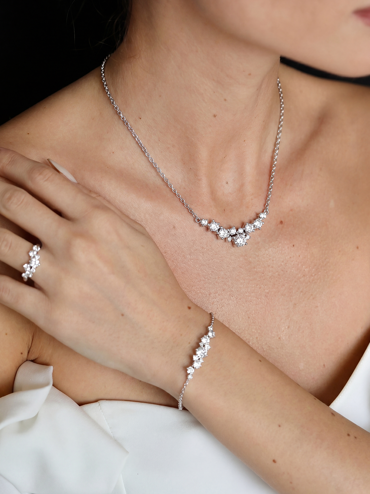 0.60 CT Cluster Kolye