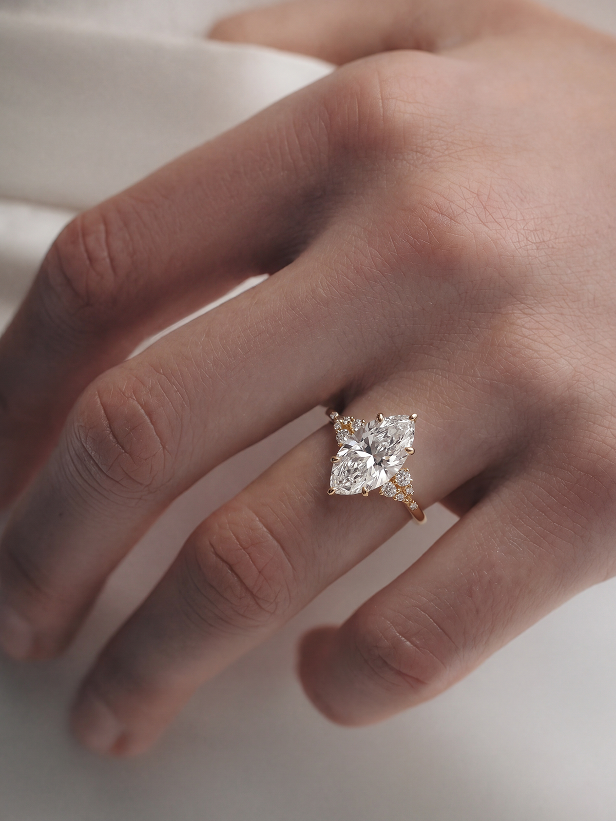 2.33CT Markiz Kesim Cluster Tektaş Yüzük