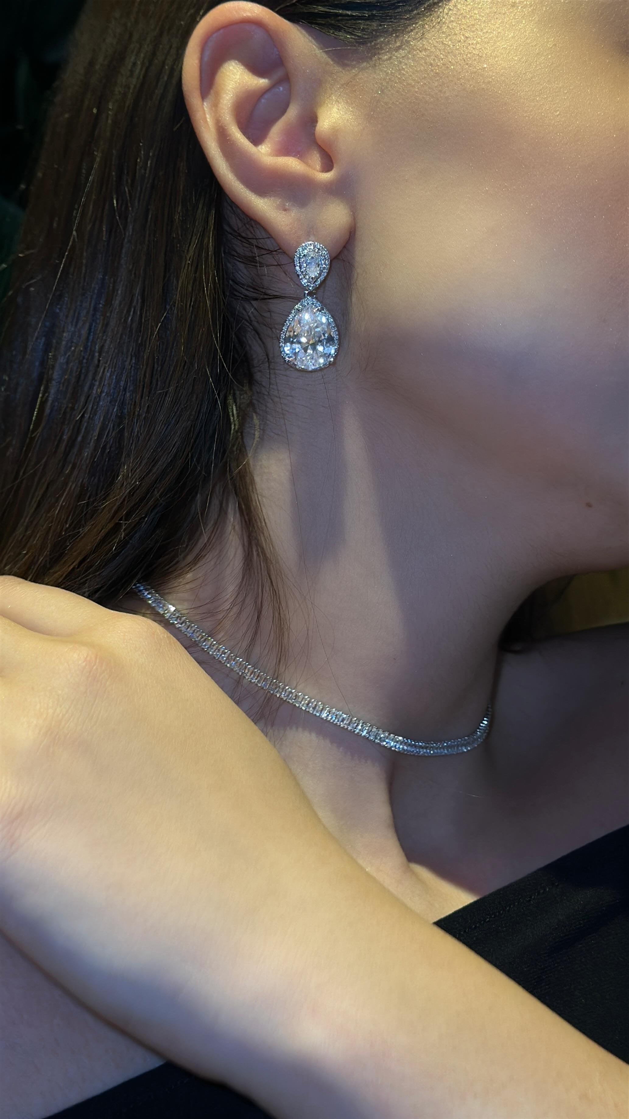 Roselind Earring