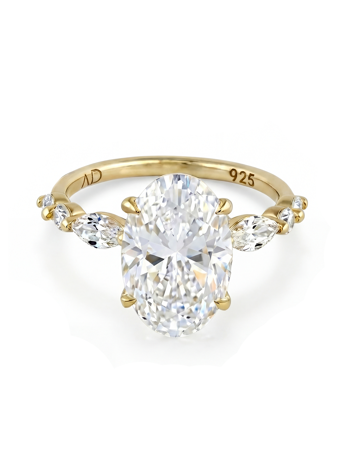 3.2CT | Oval Kesim Kolu Markiz Taşlı Yüzük