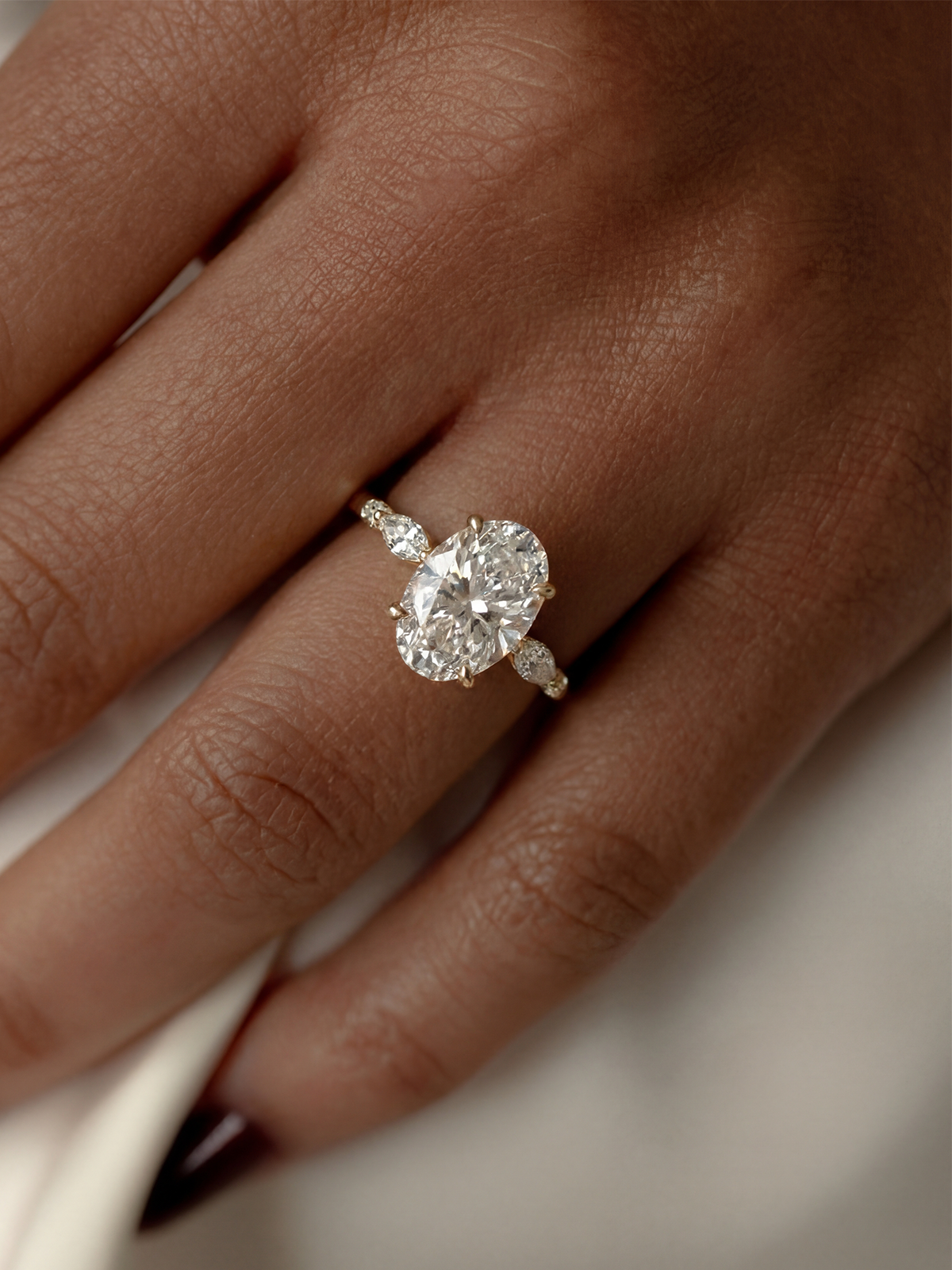 3.2CT | Oval Kesim Kolu Markiz Taşlı Yüzük