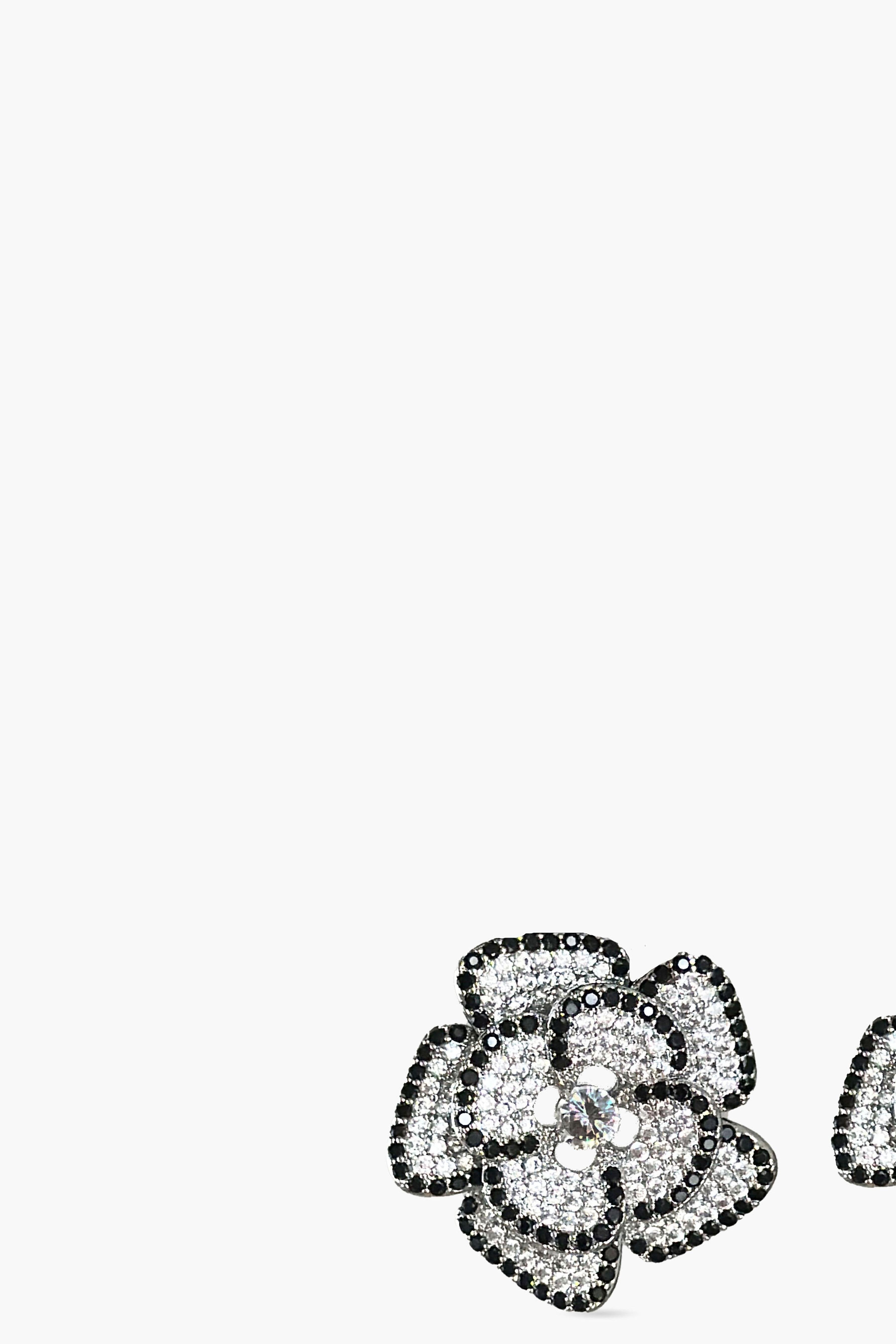 Eira Earring