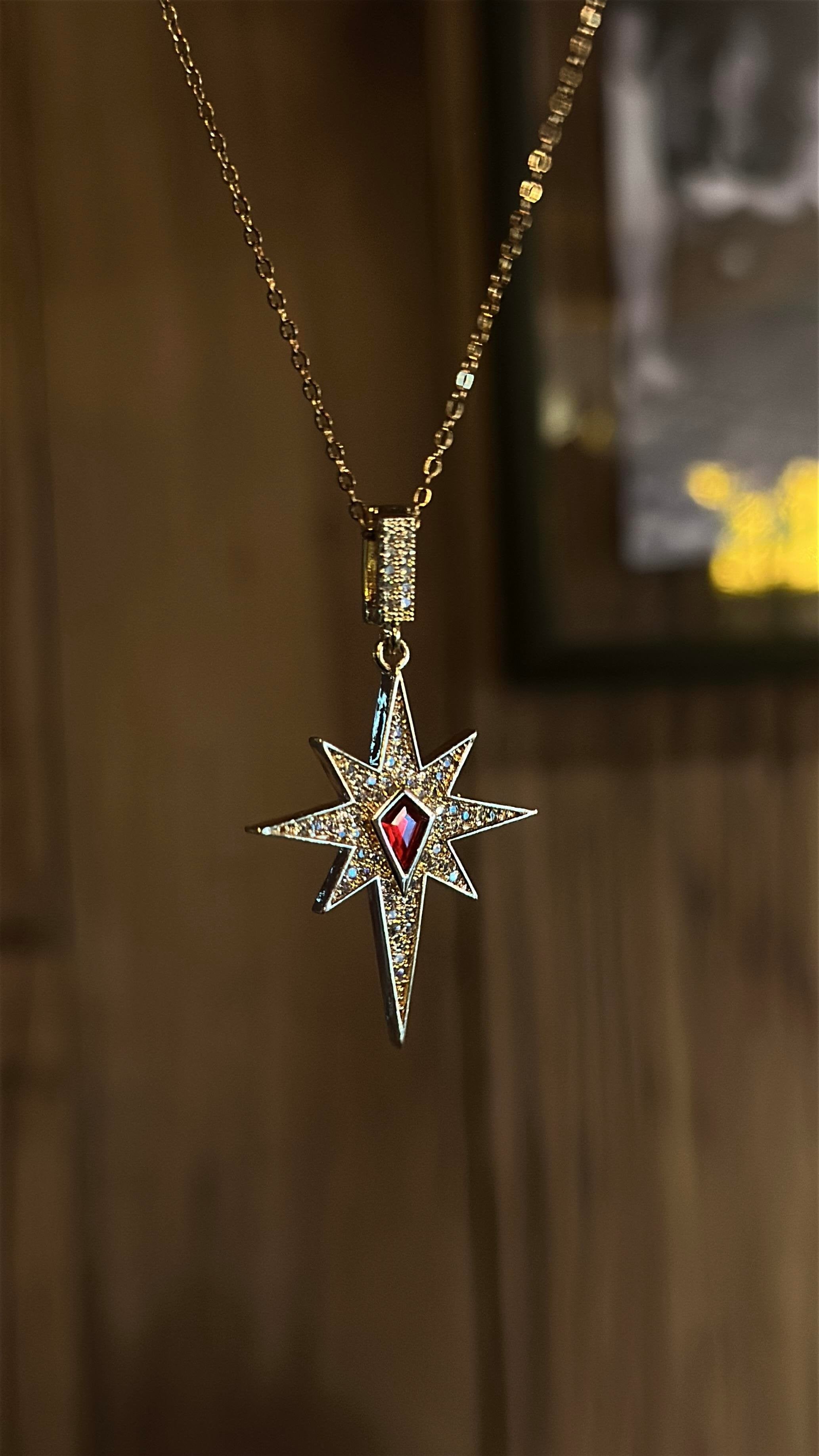 Darya Necklace