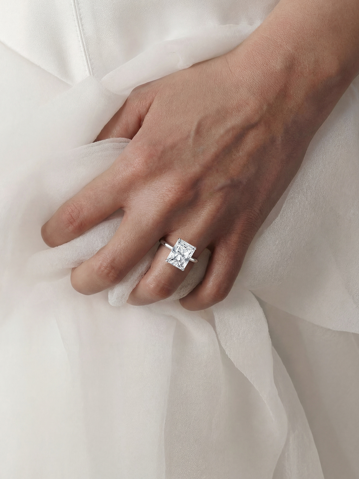 Radiant Kesim Tektaş Yüzük