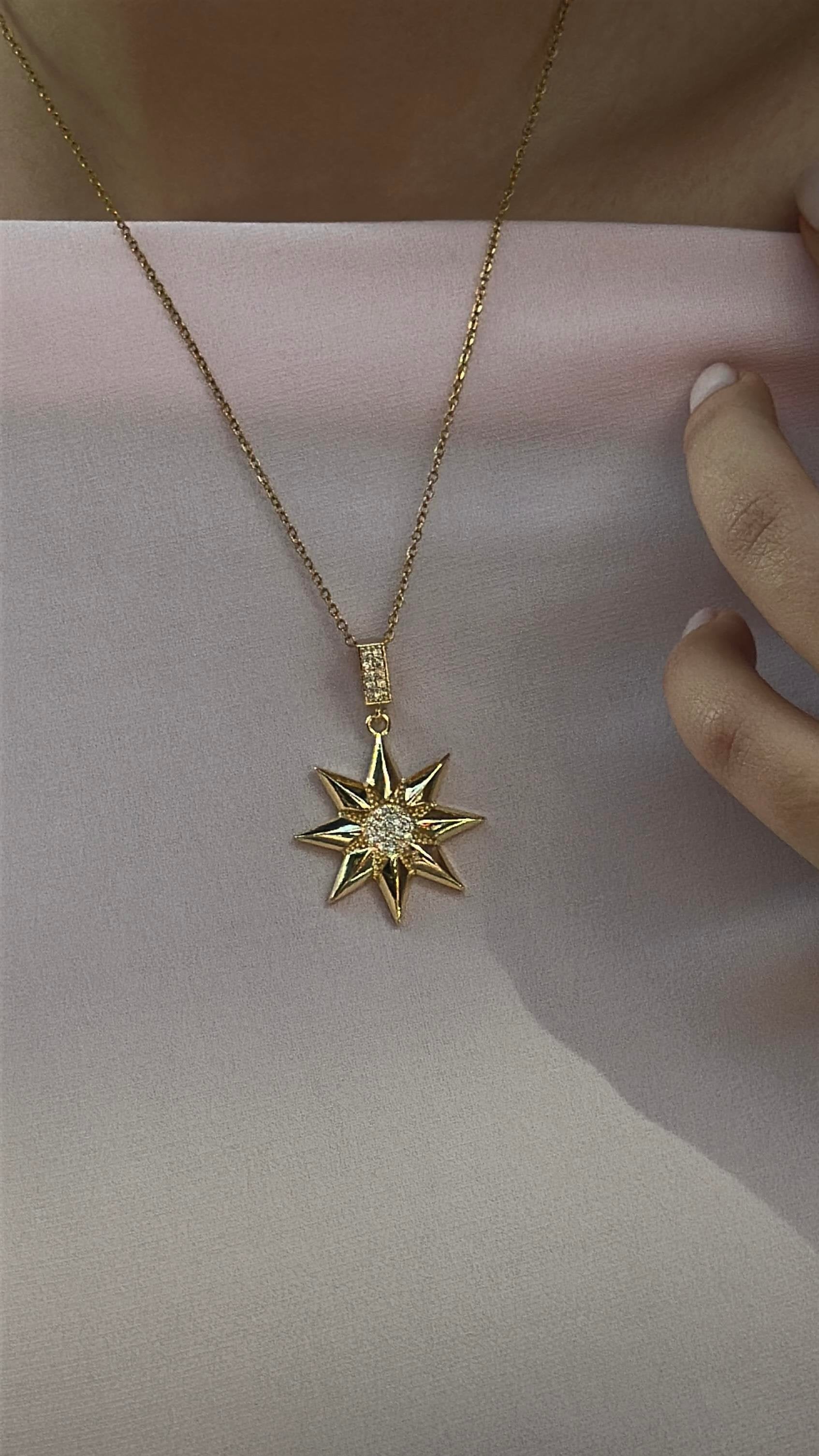 Elora Necklace