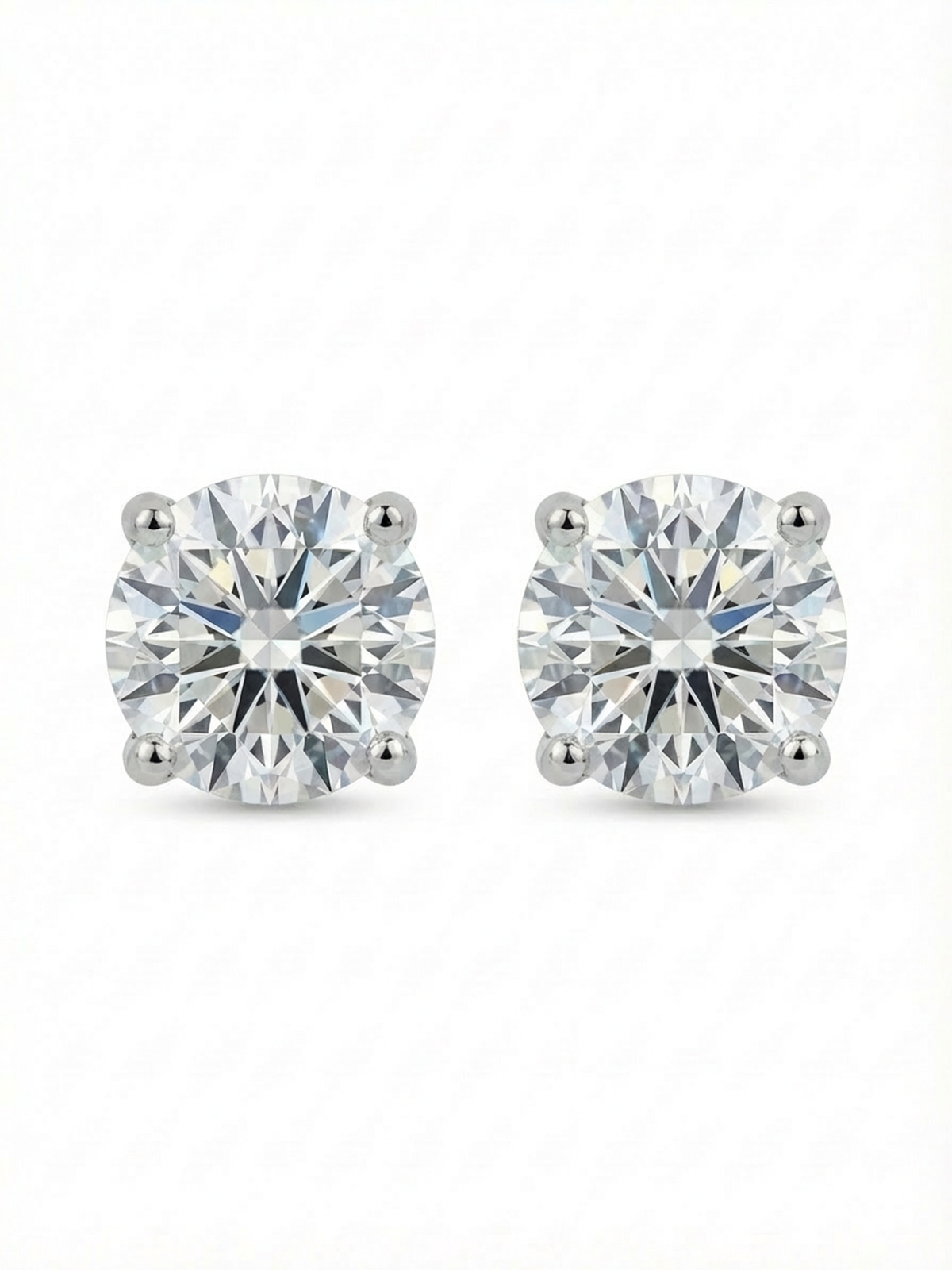 6MM | 4 Tırnak Tektaş Küpe