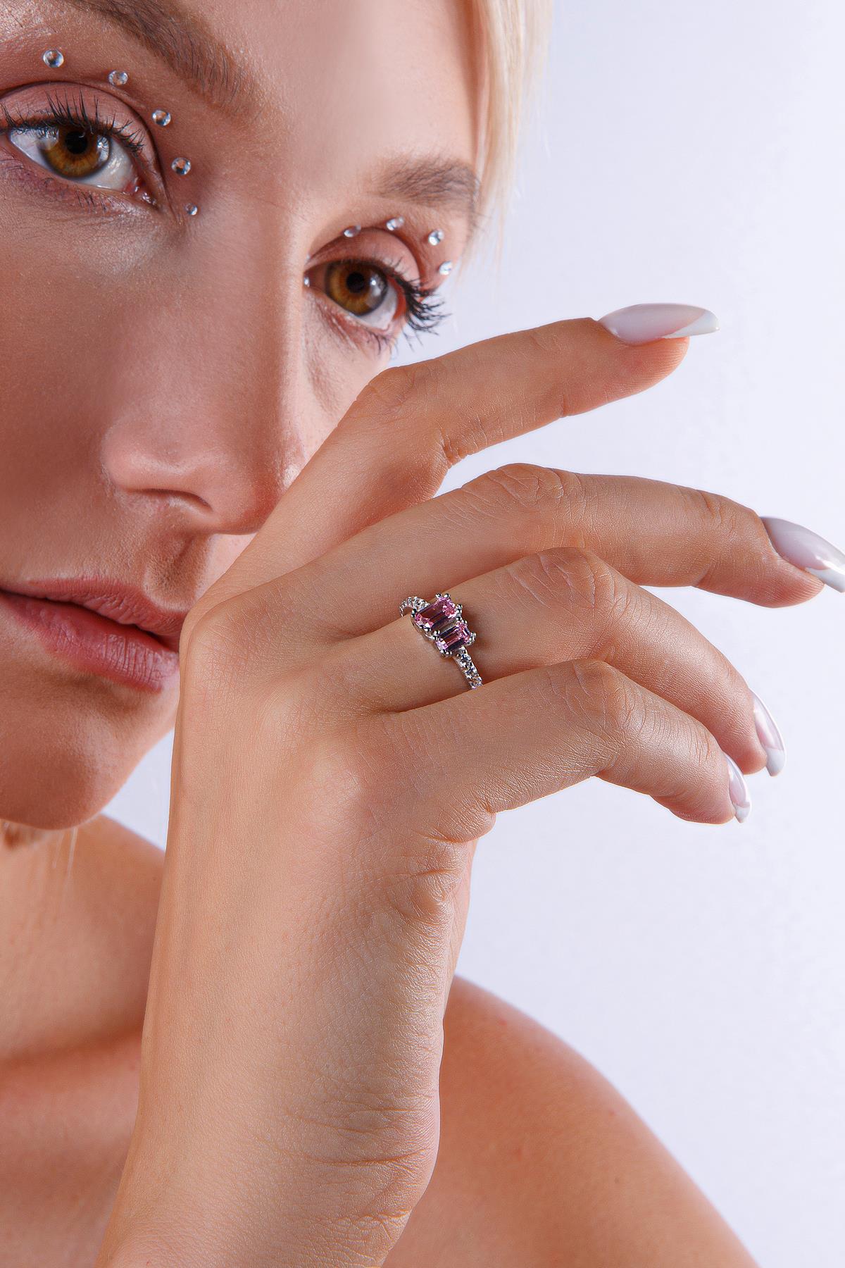Arianna Ring