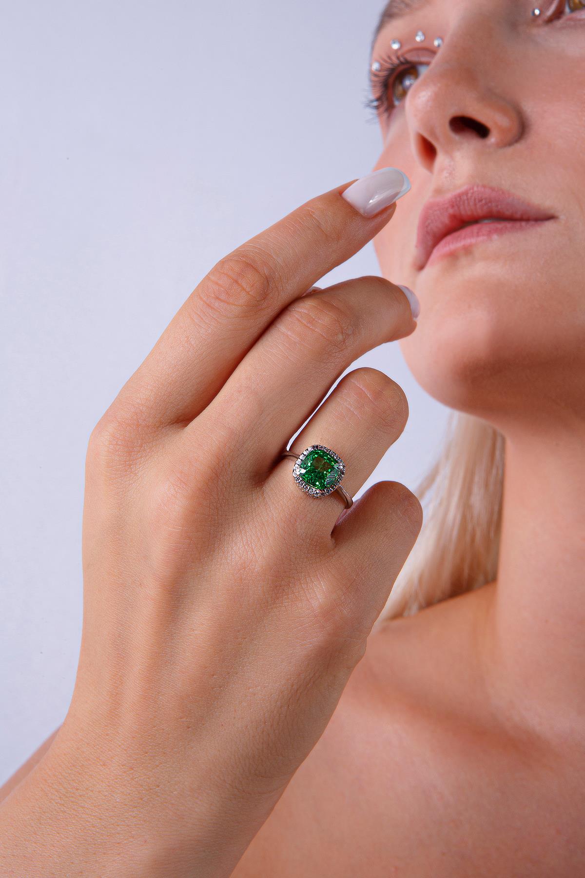 Cinzia Ring