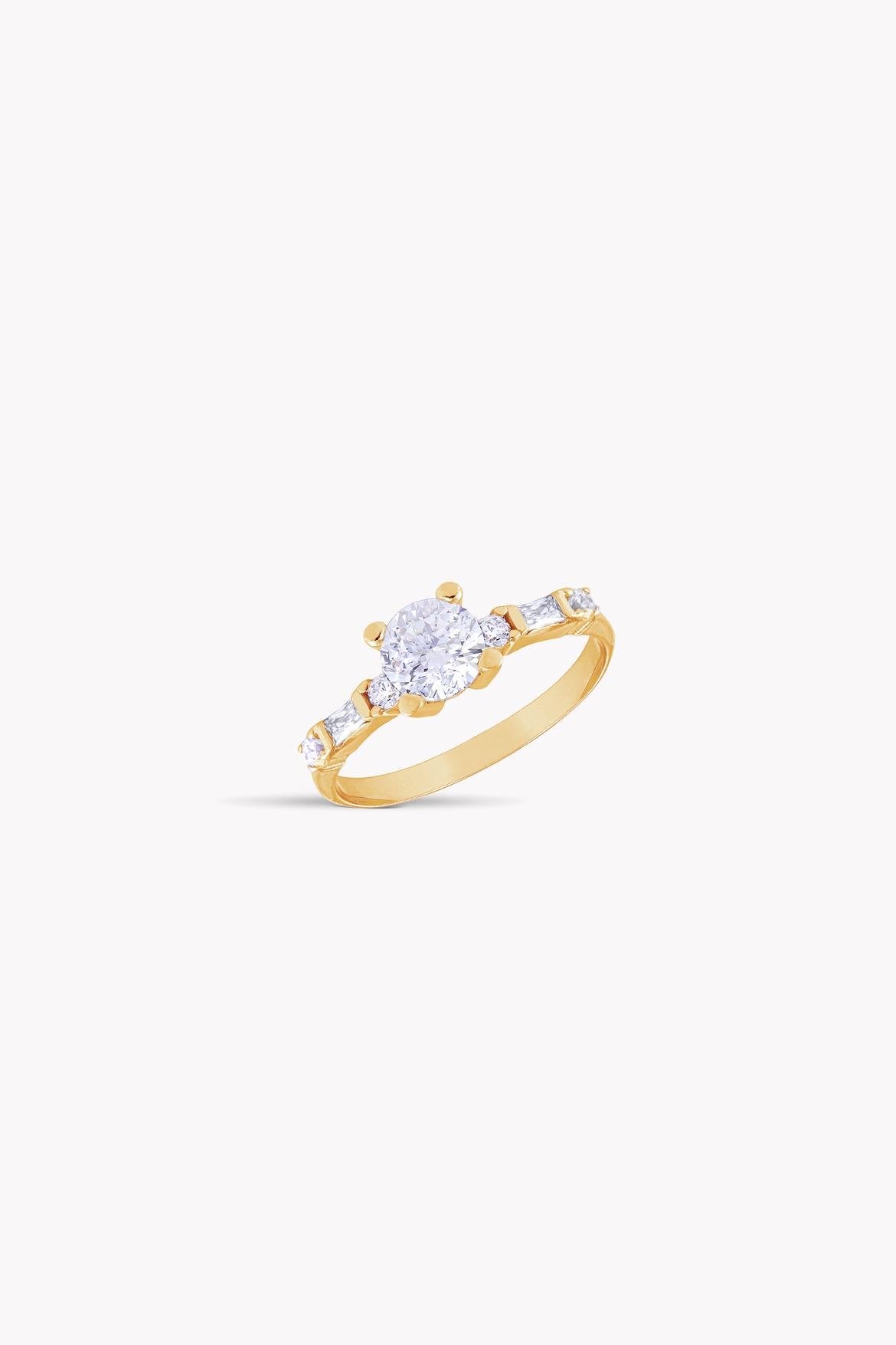 Gianna Ring