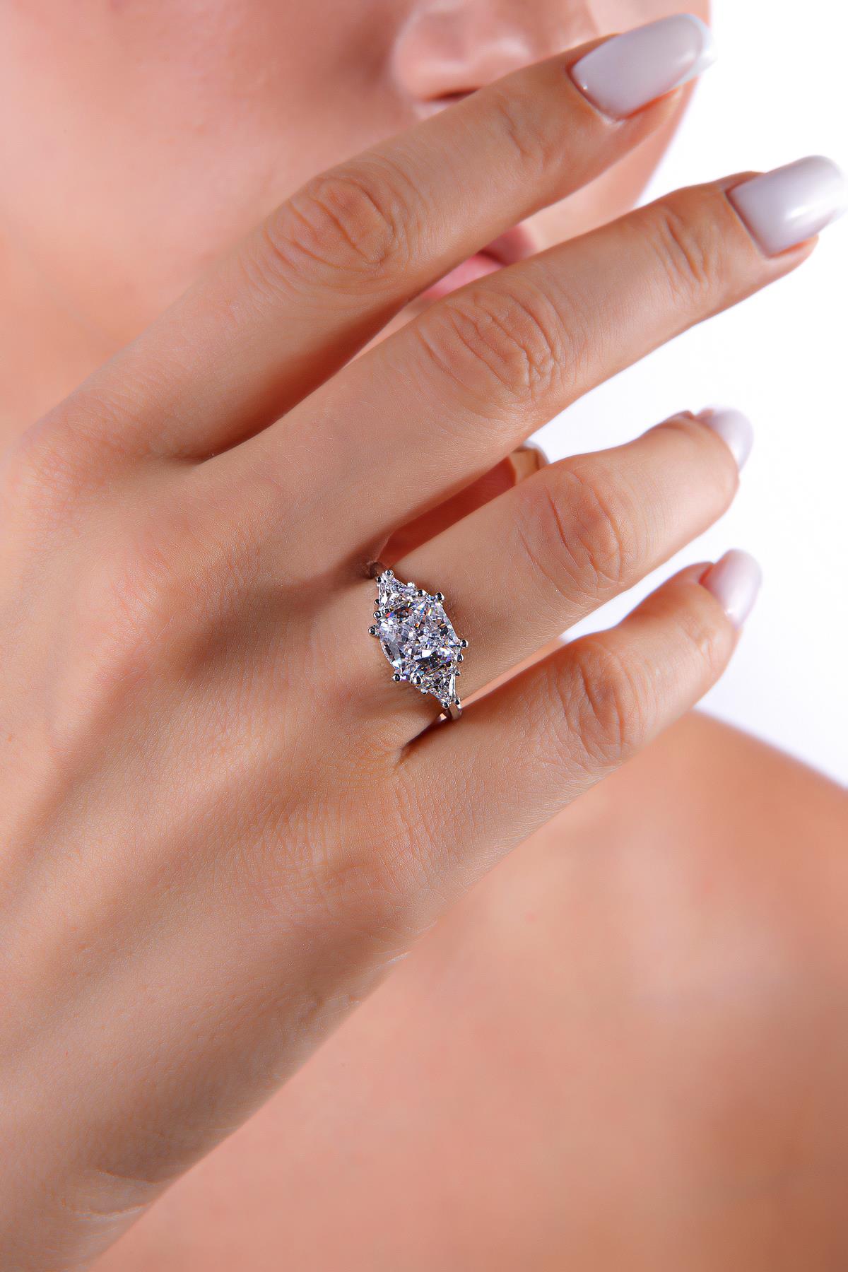 Janell Ring
