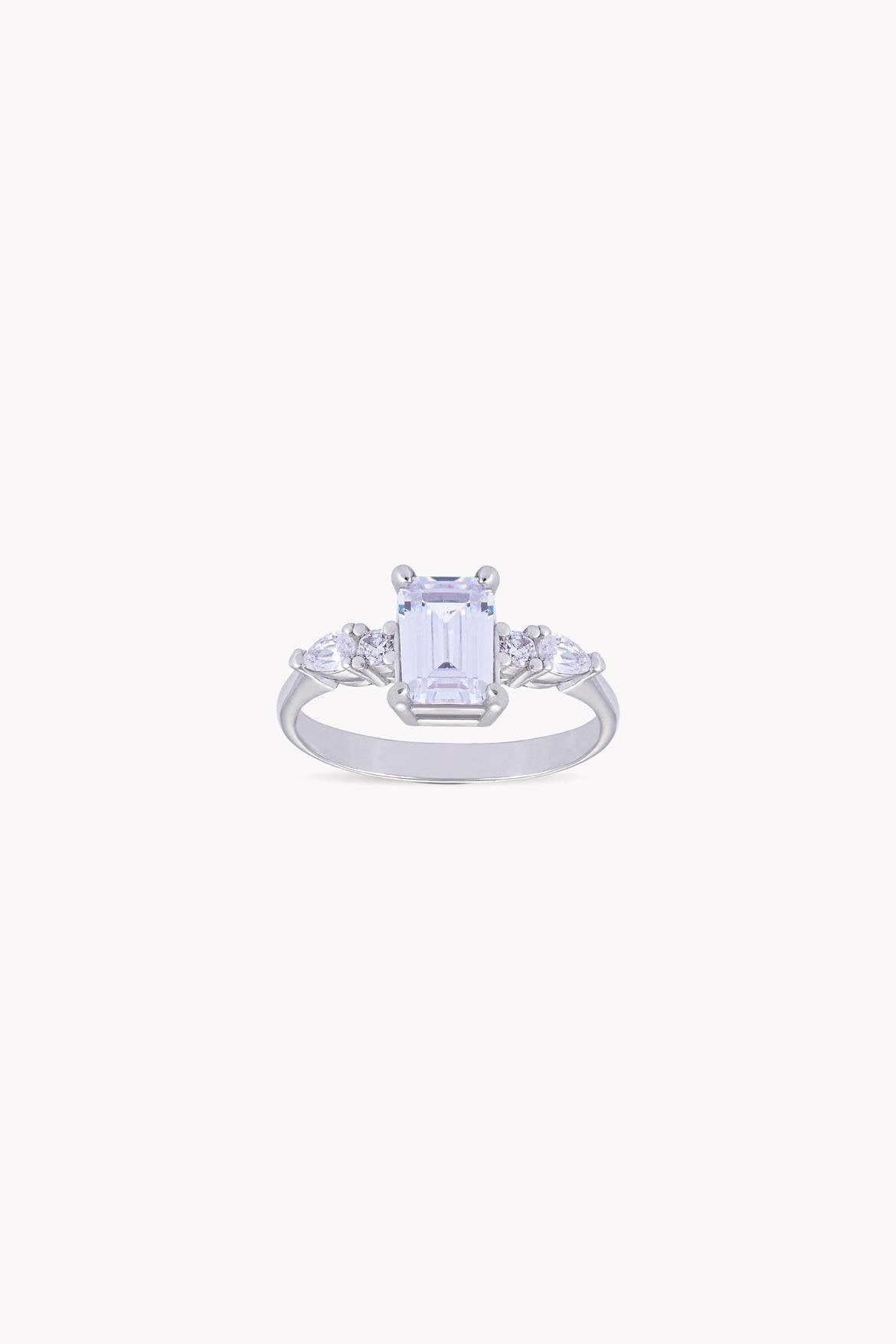 Jeannie Ring