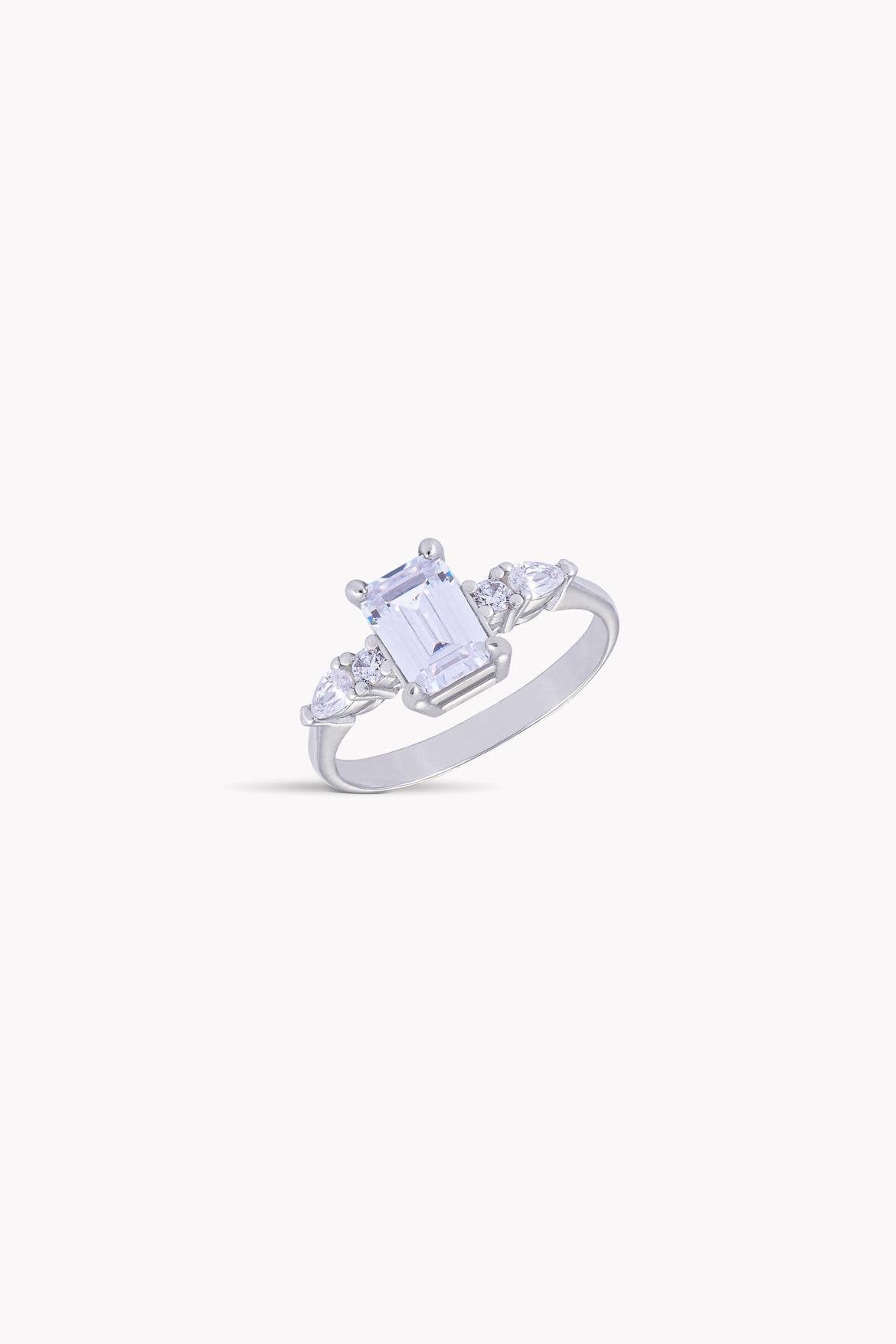 Jeannie Ring