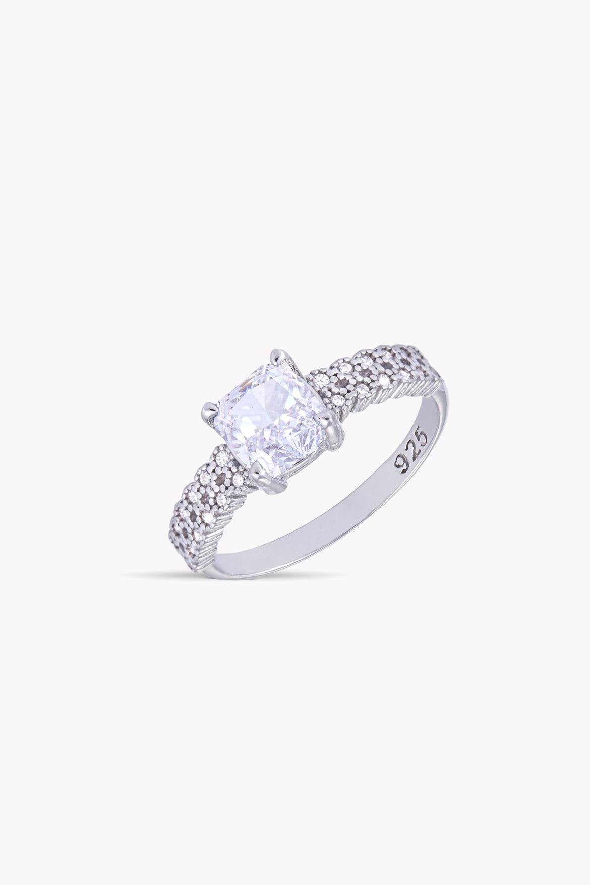 Naira Ring