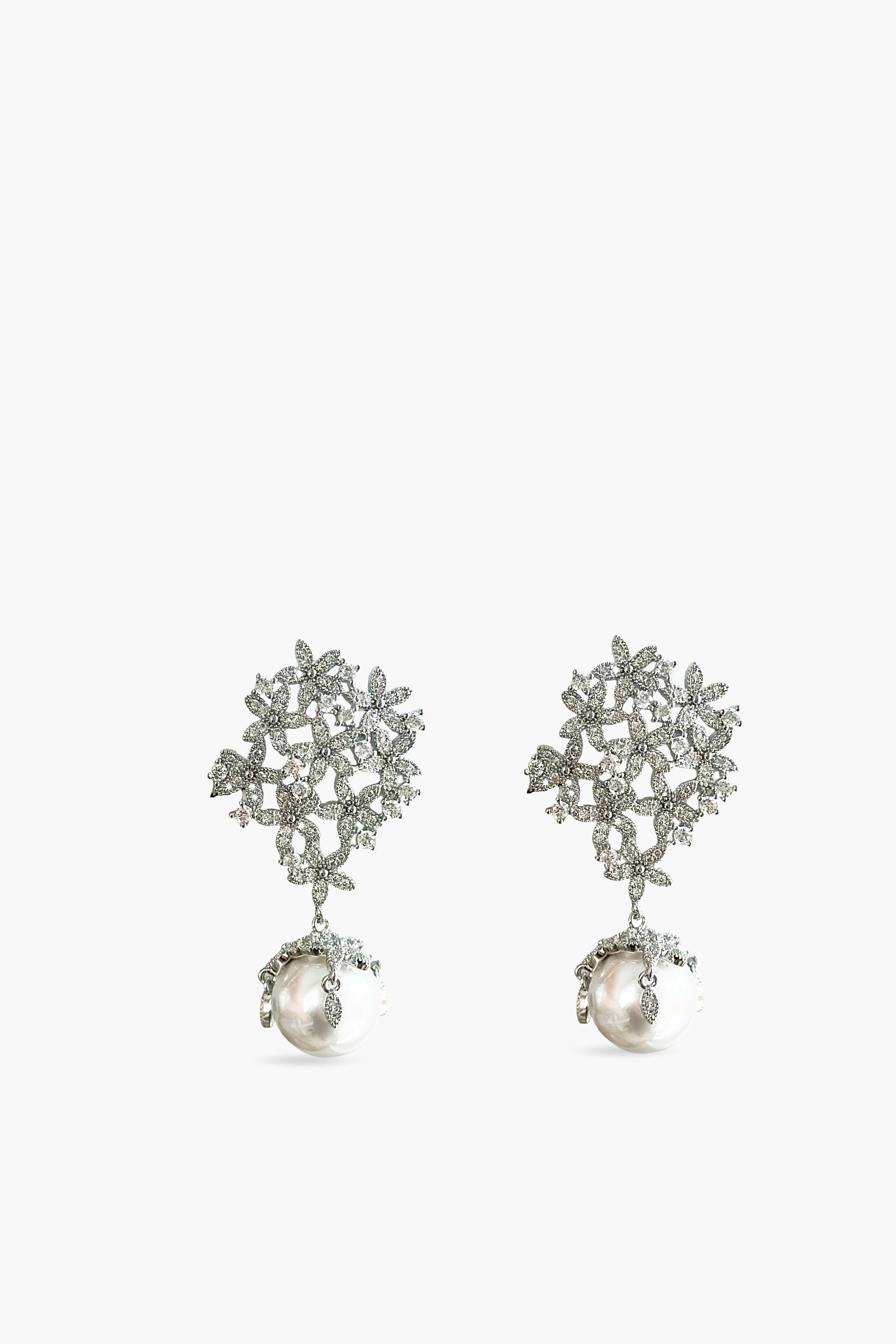 Velna Earring