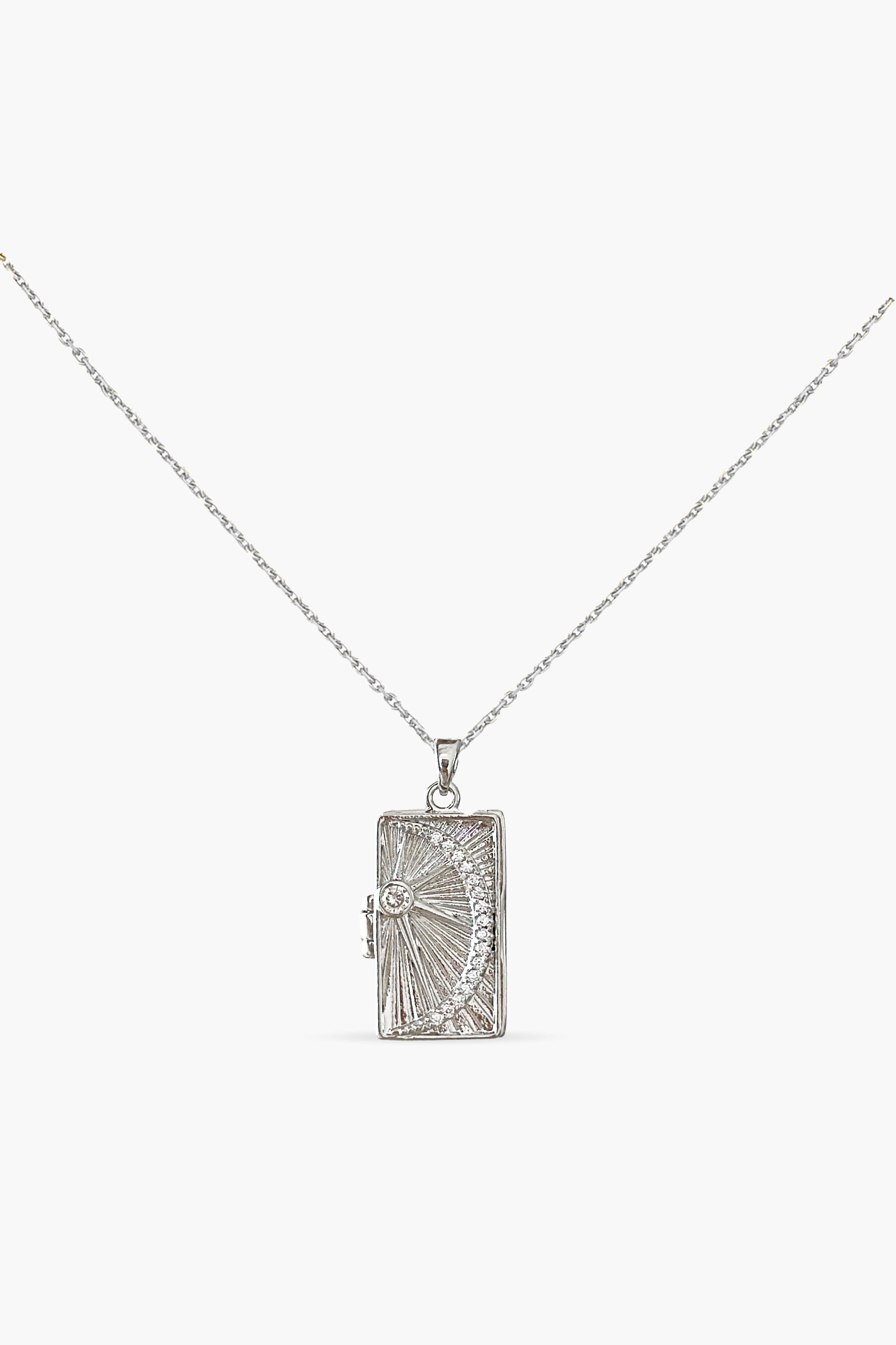 Evo Necklace