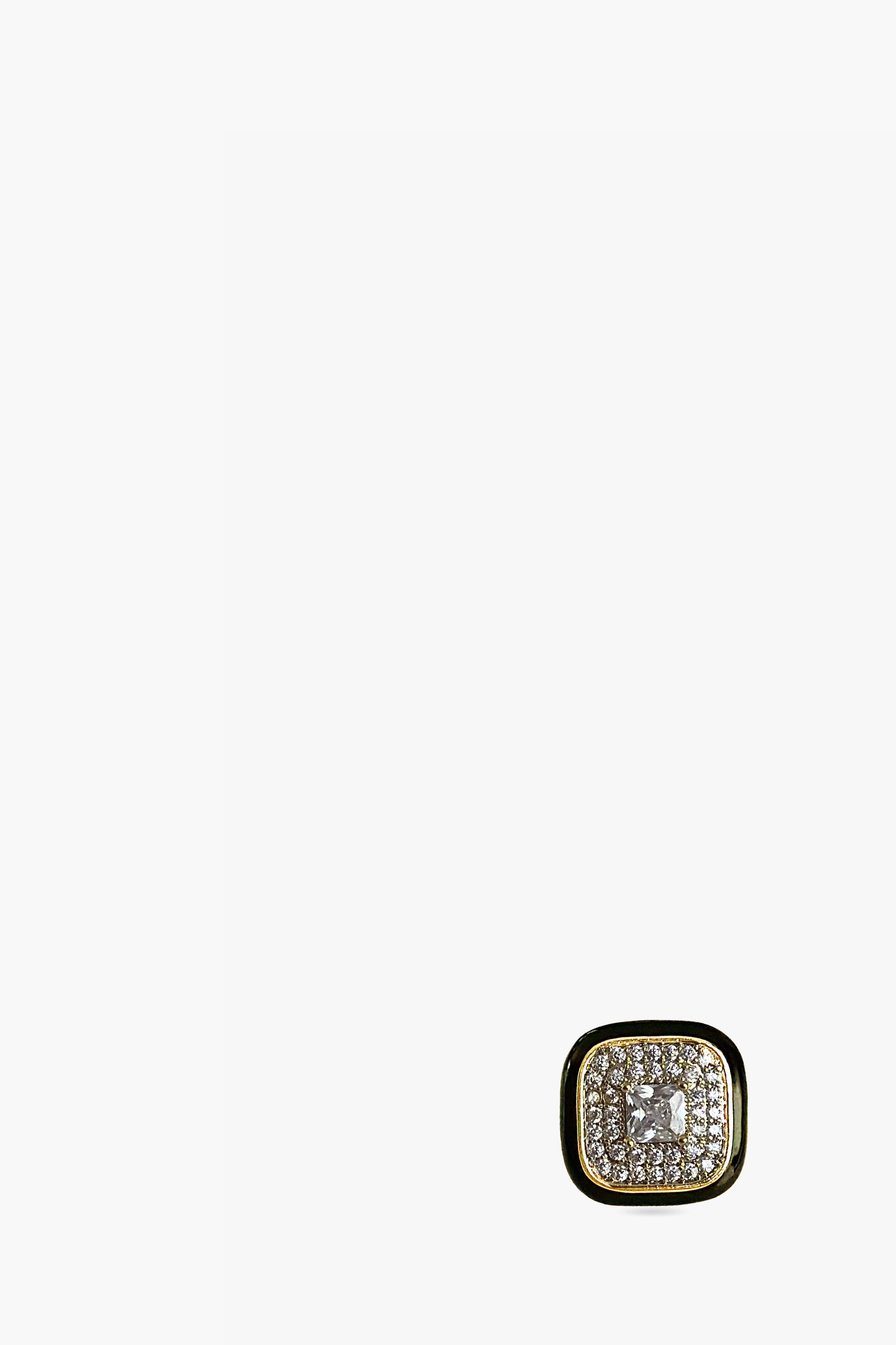 Nivae Earring
