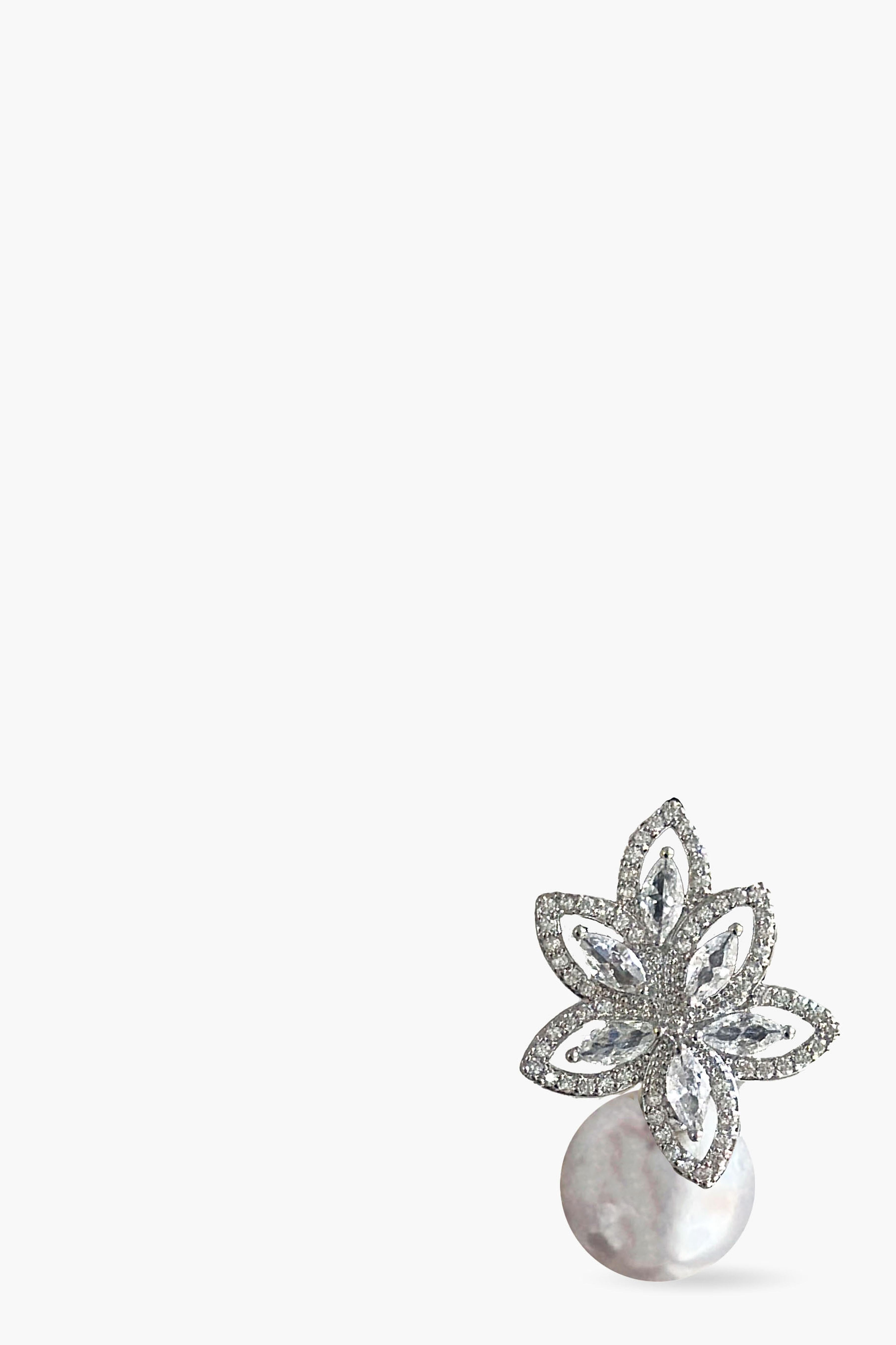 Levana Earring