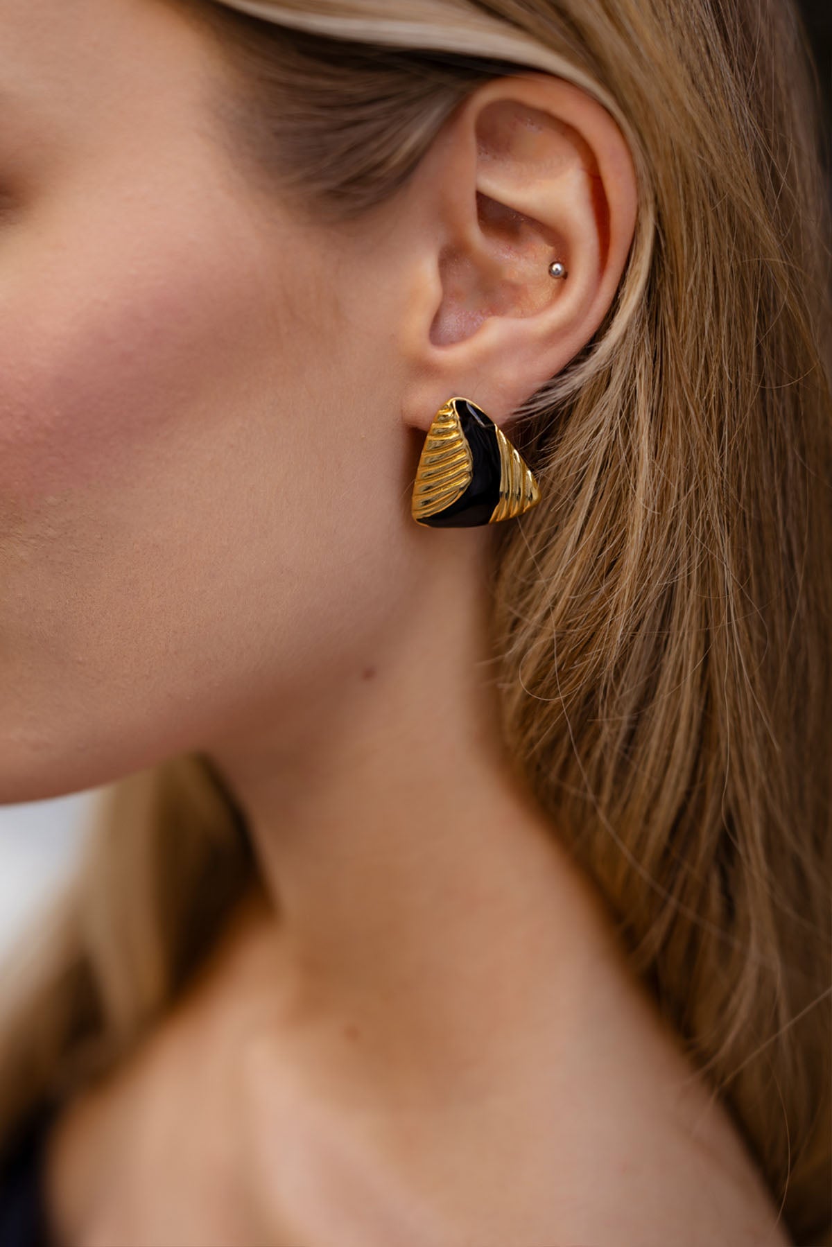 Nexa Earrings