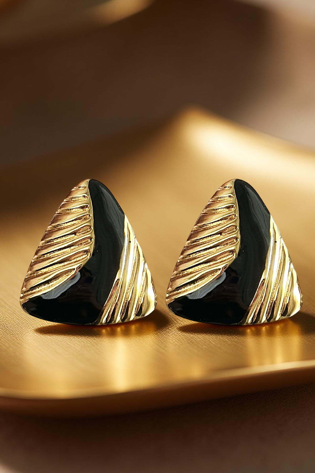 Nexa Earrings