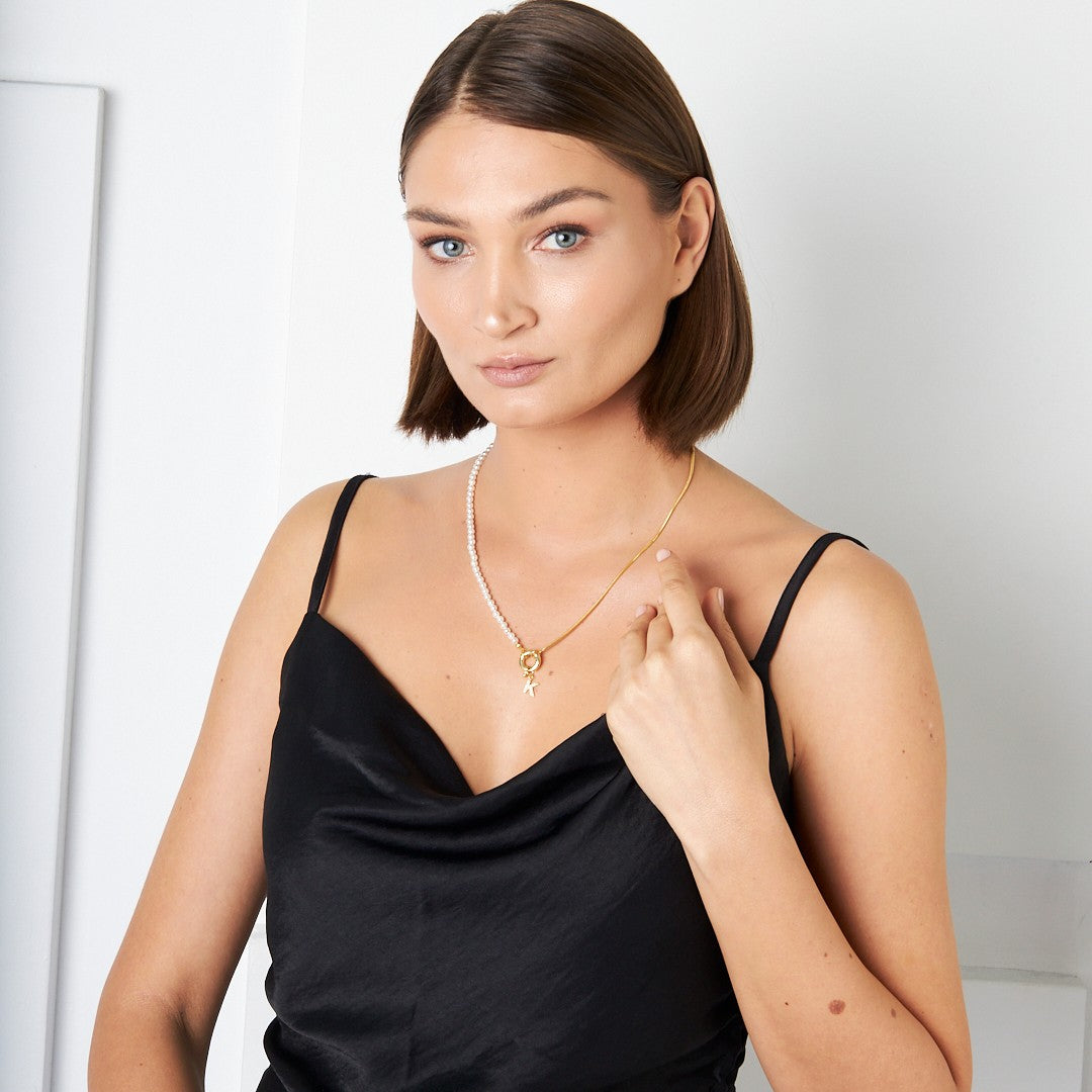 Norezia Necklace