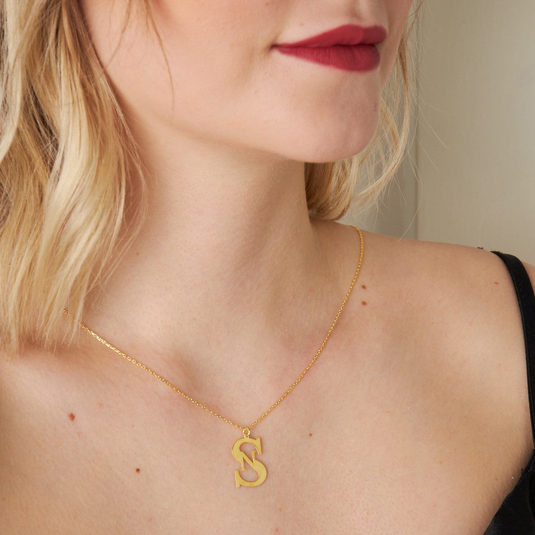 Nuvéria Necklace