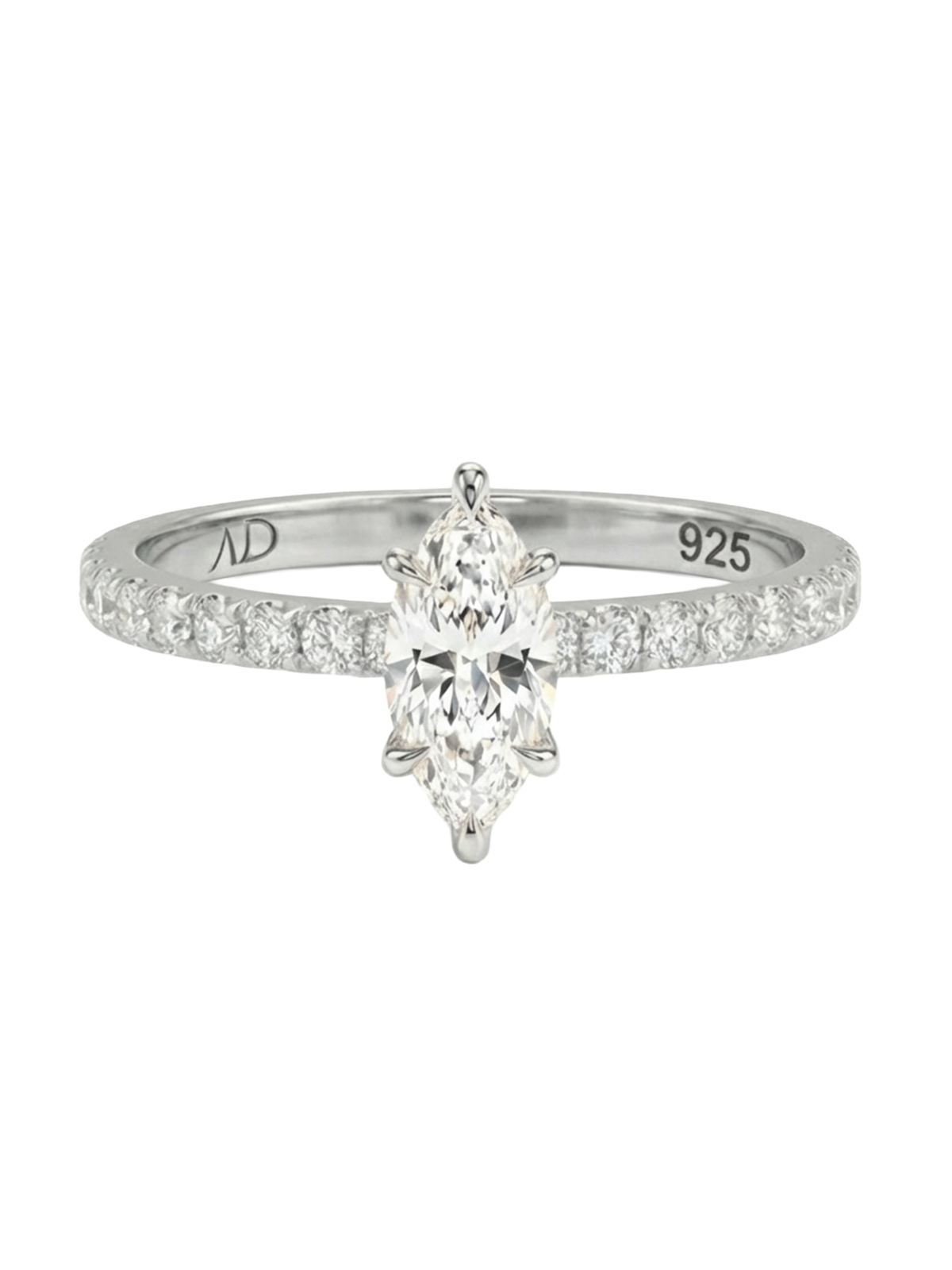 0.81CT | Marquise Cut Eternity Yüzük