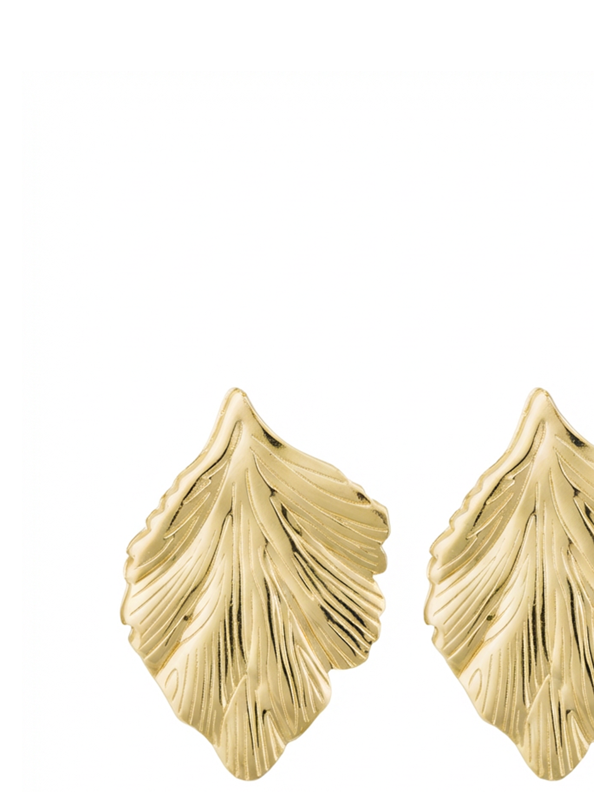 Kelly Küpe, zarif yaprak formu ile altın kaplama çelik tasarım, günlük veya özel davetlerde şıklık sunar.