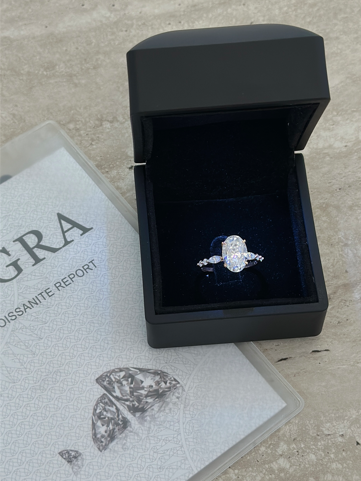 3.2CT | Oval Kesim Kolu Markiz Taşlı Yüzük