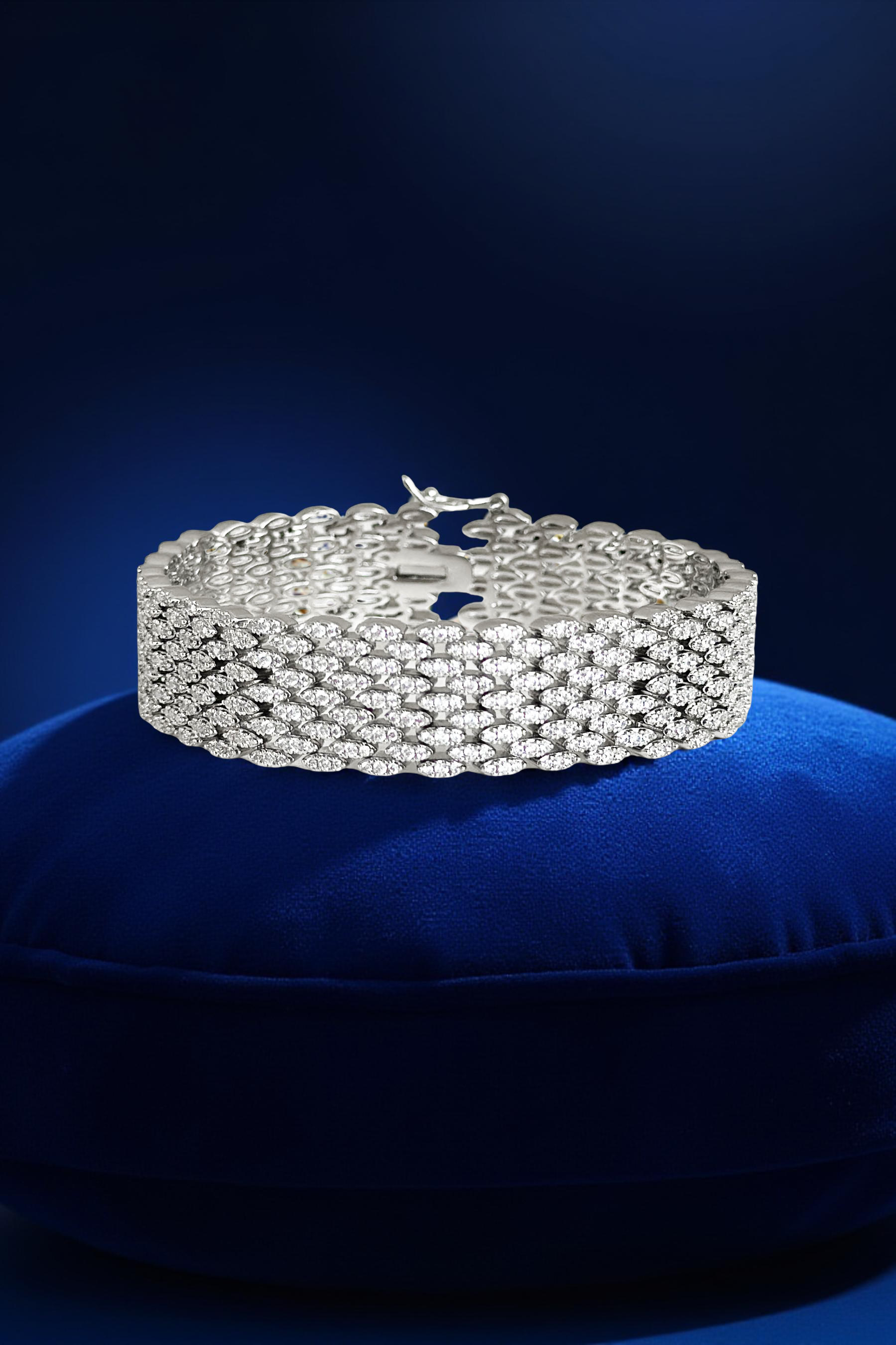 Nyxara Bileklik |   Luxury Jewelry by  Atelier Duygu.