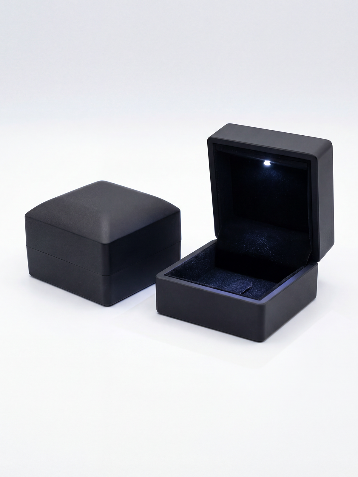 Light-Up Ring Gift Box