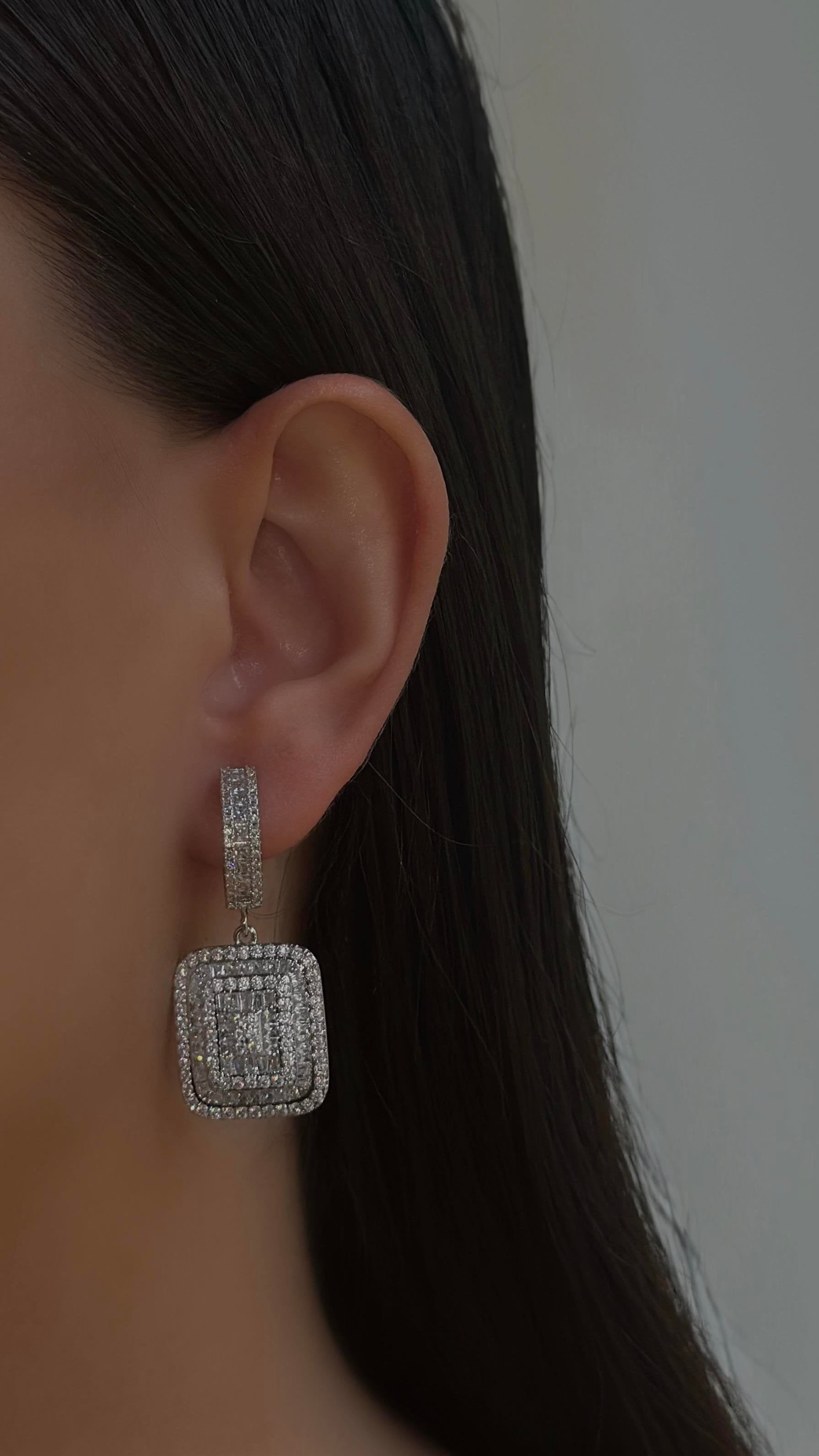 Ora Earring