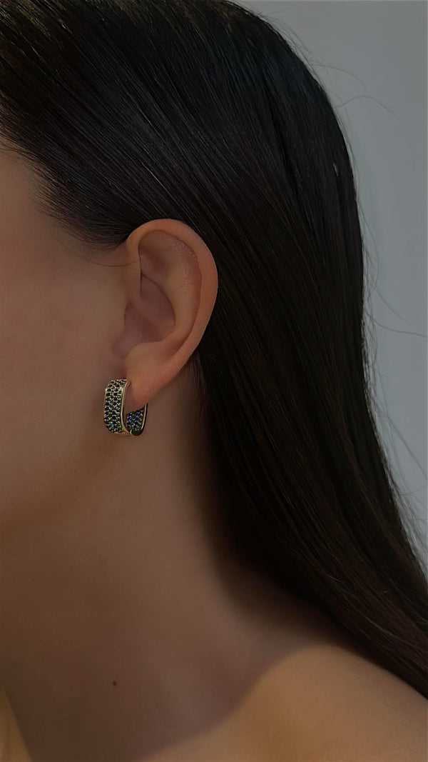 Corinne Küpe |   Luxury Jewelry by  Atelier Duygu.