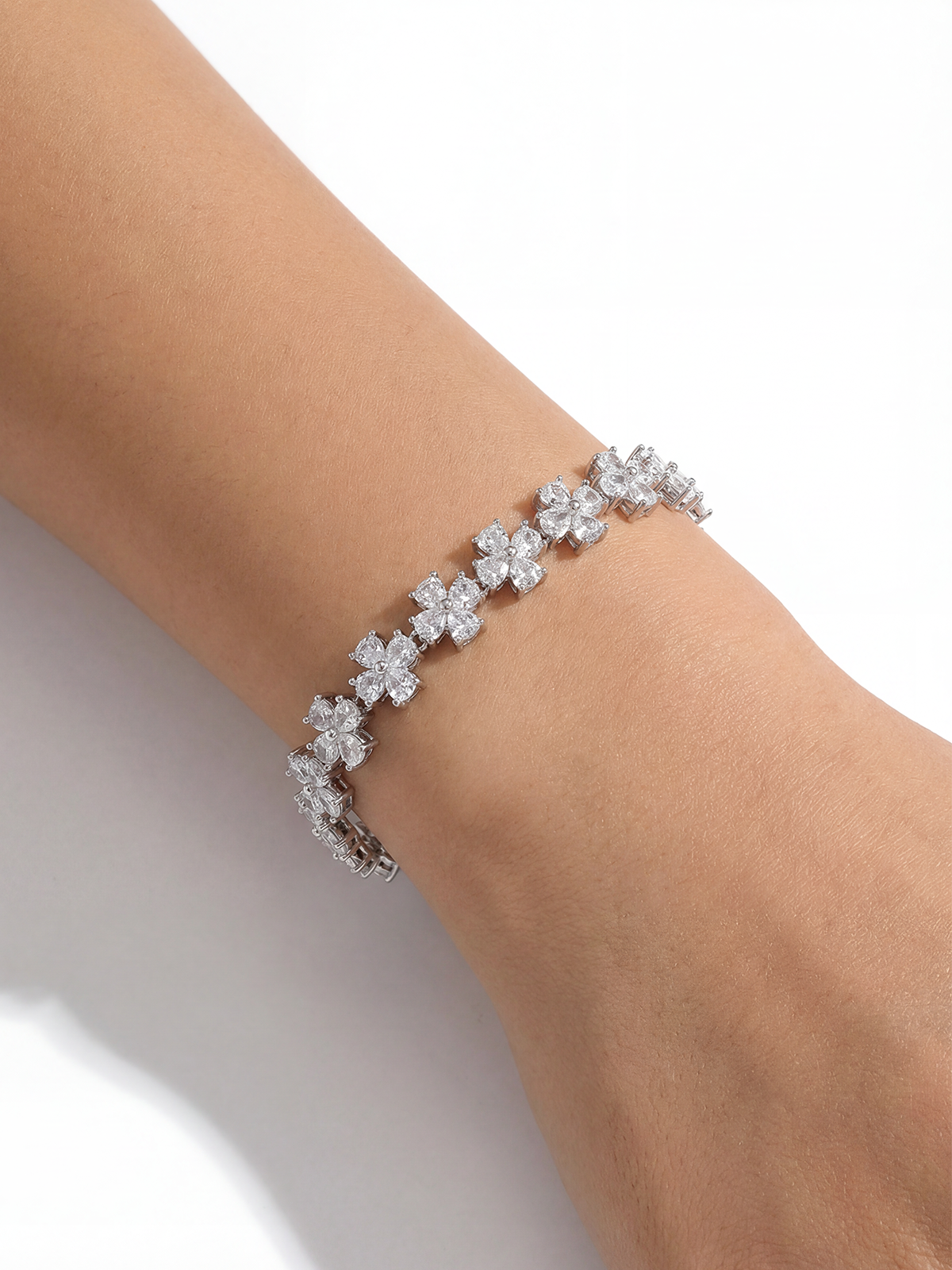 Alora Su Yolu Bileklik