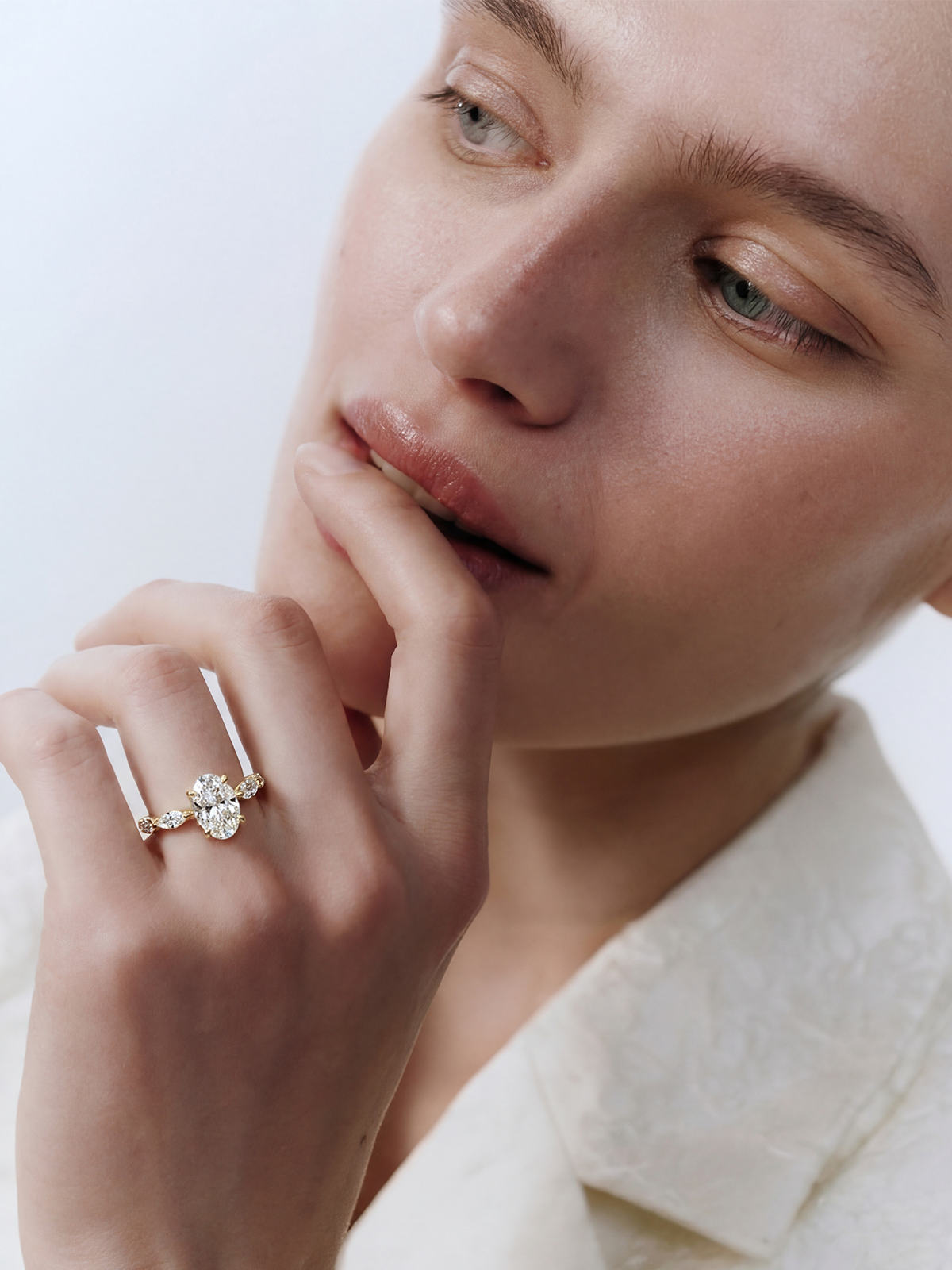 2.3CT | Oval Cut Flora Eternity Ring