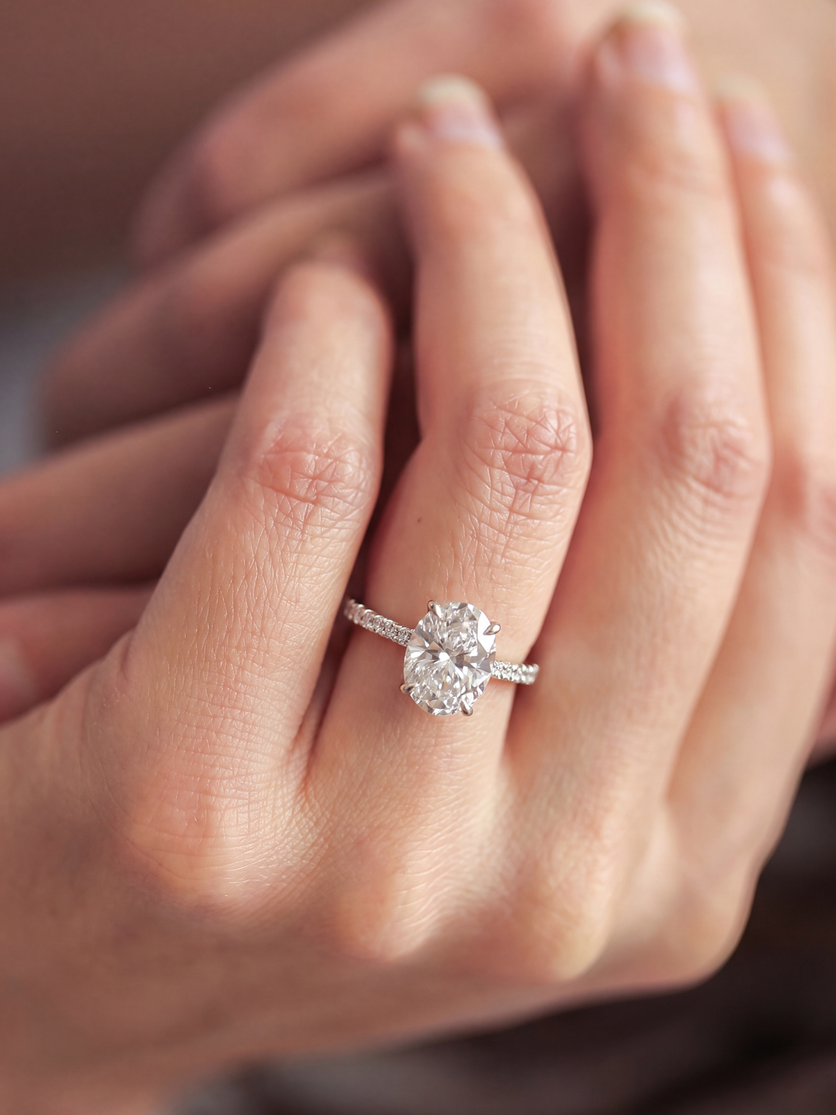 2.3CT | Oval Kesim Kolu Taşlı Yüzük