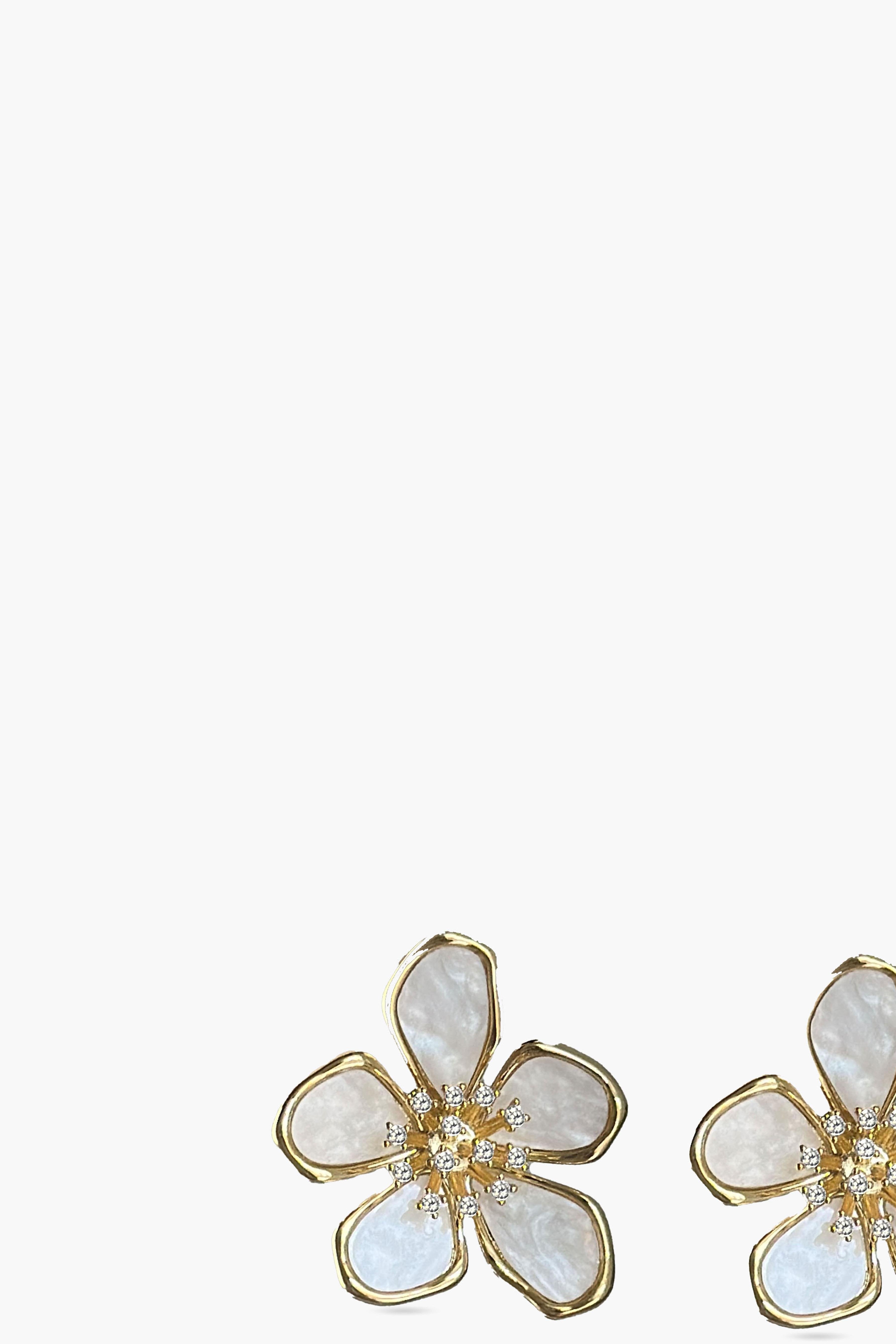 Lira Earring