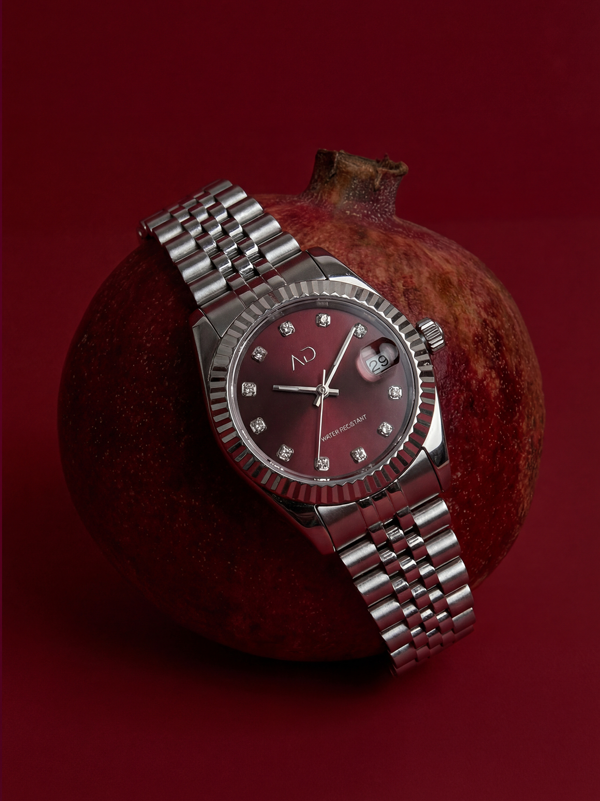 Dark Burgundy Stones Saat