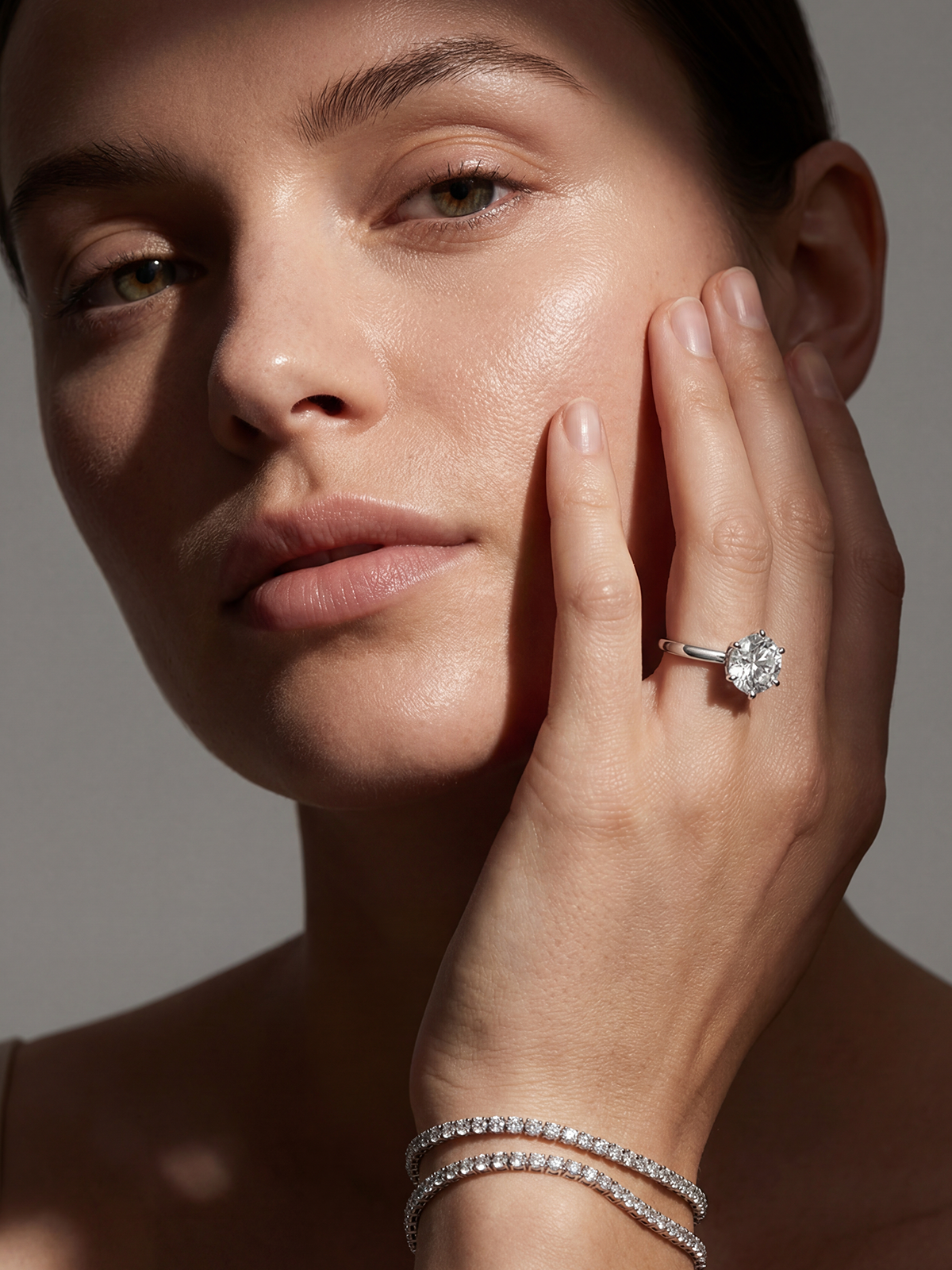 4.0CT | 6 Tırnak Tektaş Yüzük