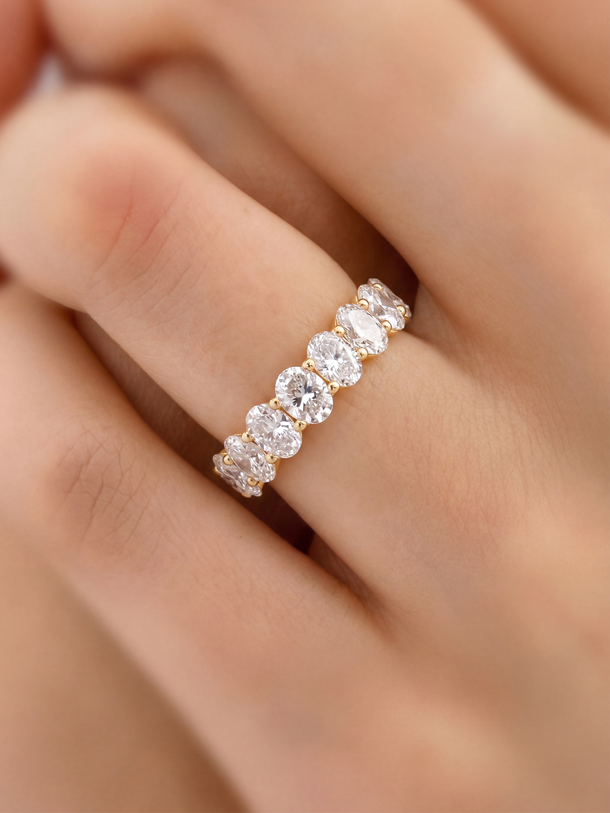 2.10CT Oval Kesim Yarımtur Yüzük