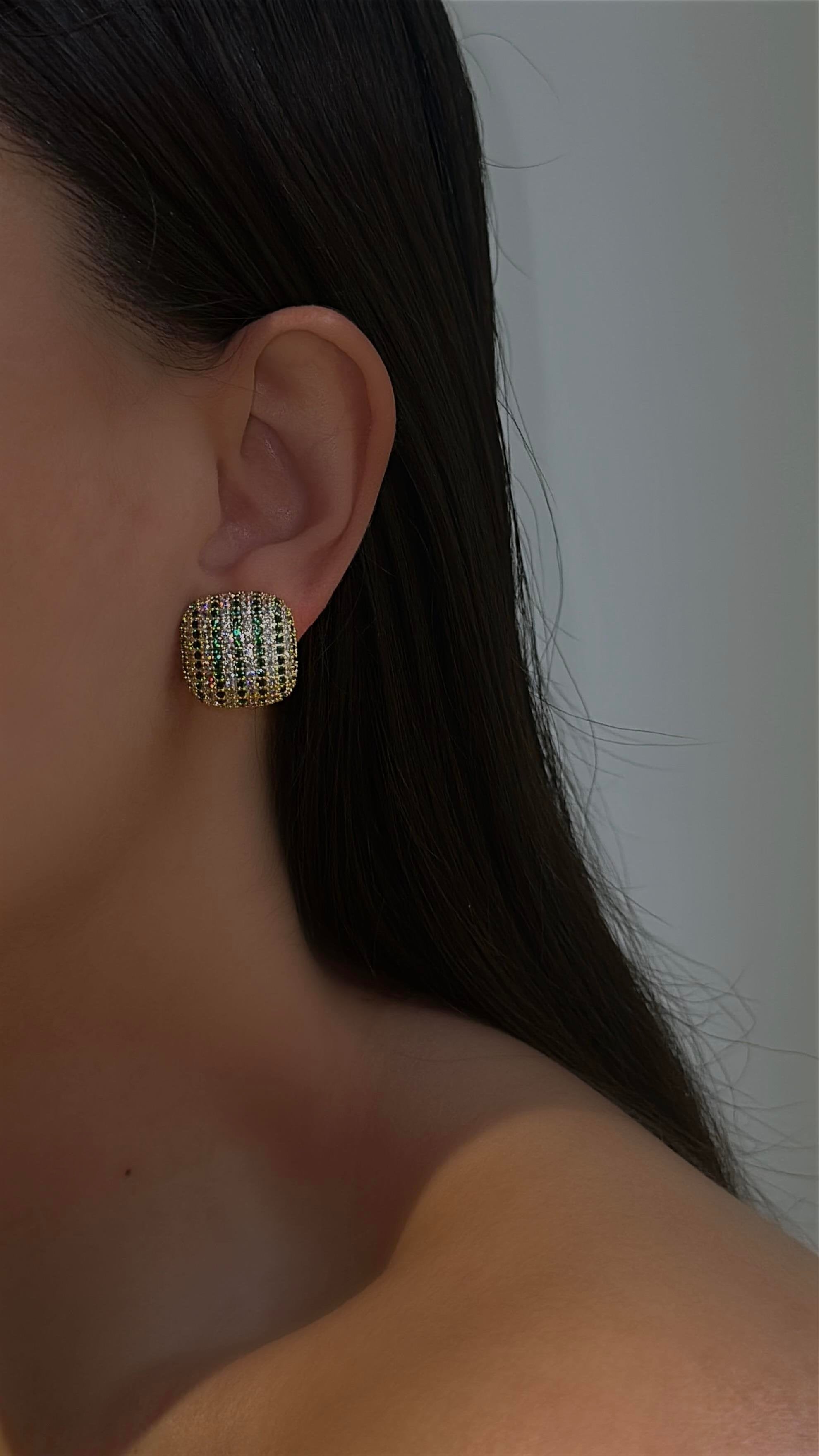 Iolara Earring