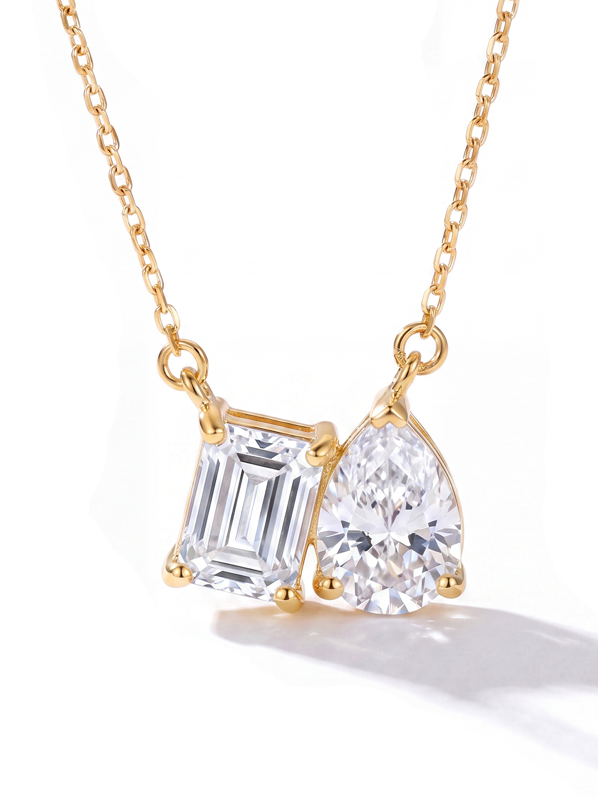Emerald - Pear Kesim Kolye