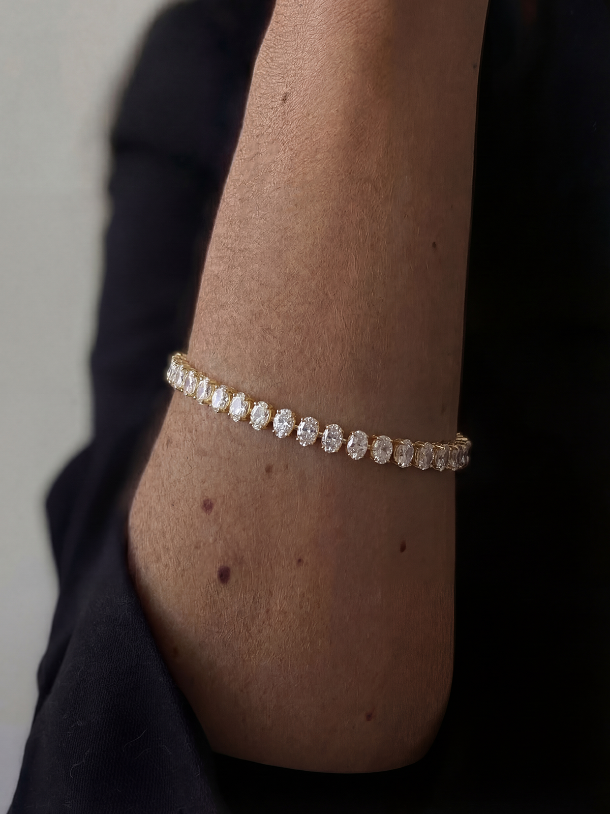 4MM | Oval Kesim Su Yolu Bileklik