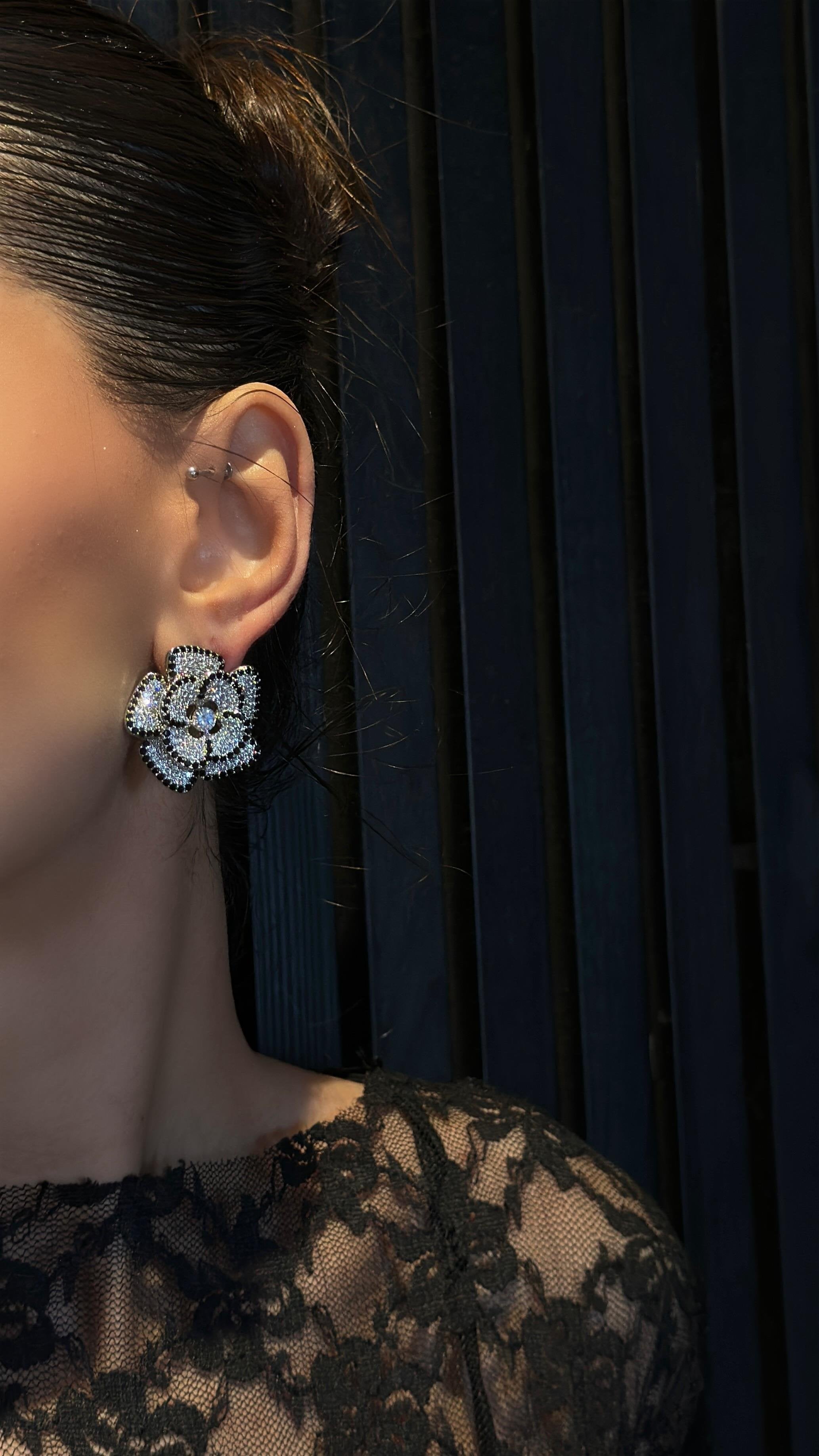 Eira Earring