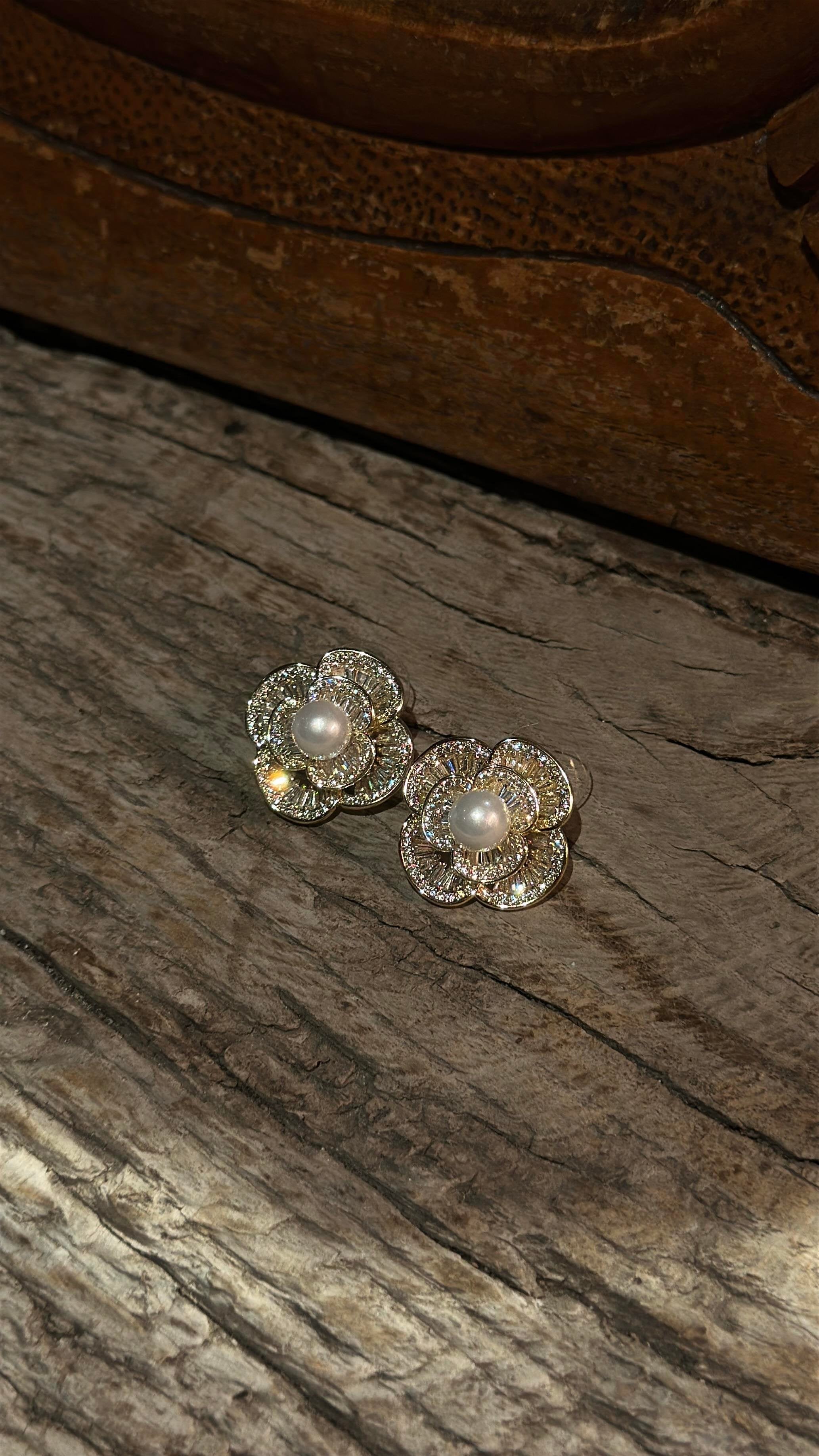 Zelora Earring