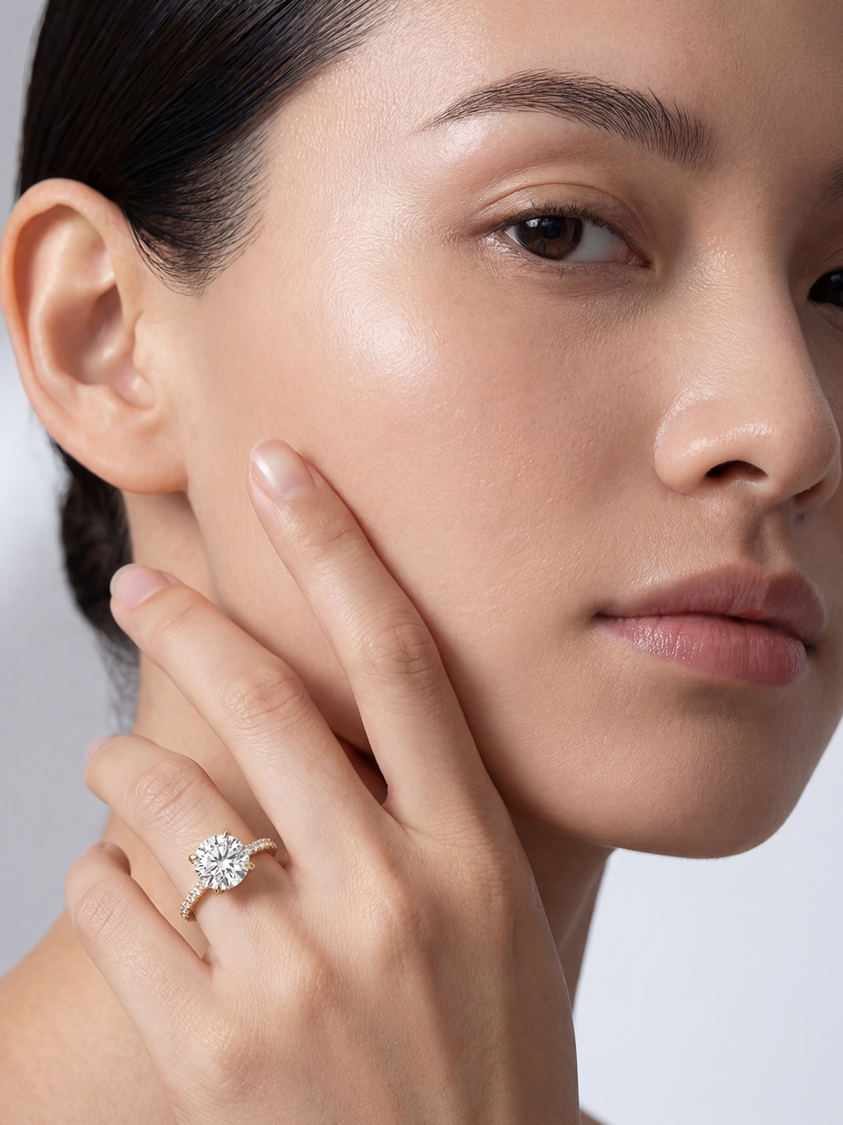 3.0CT | 4 Tırnak Kolu Taşlı Tektaş Yüzük