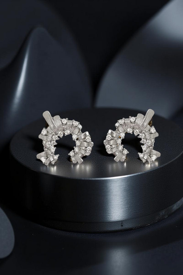 Helia Earring