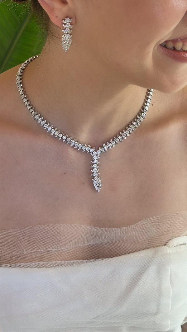 Calire Kolye - Küpe - Bileklik - Yüzük Set
