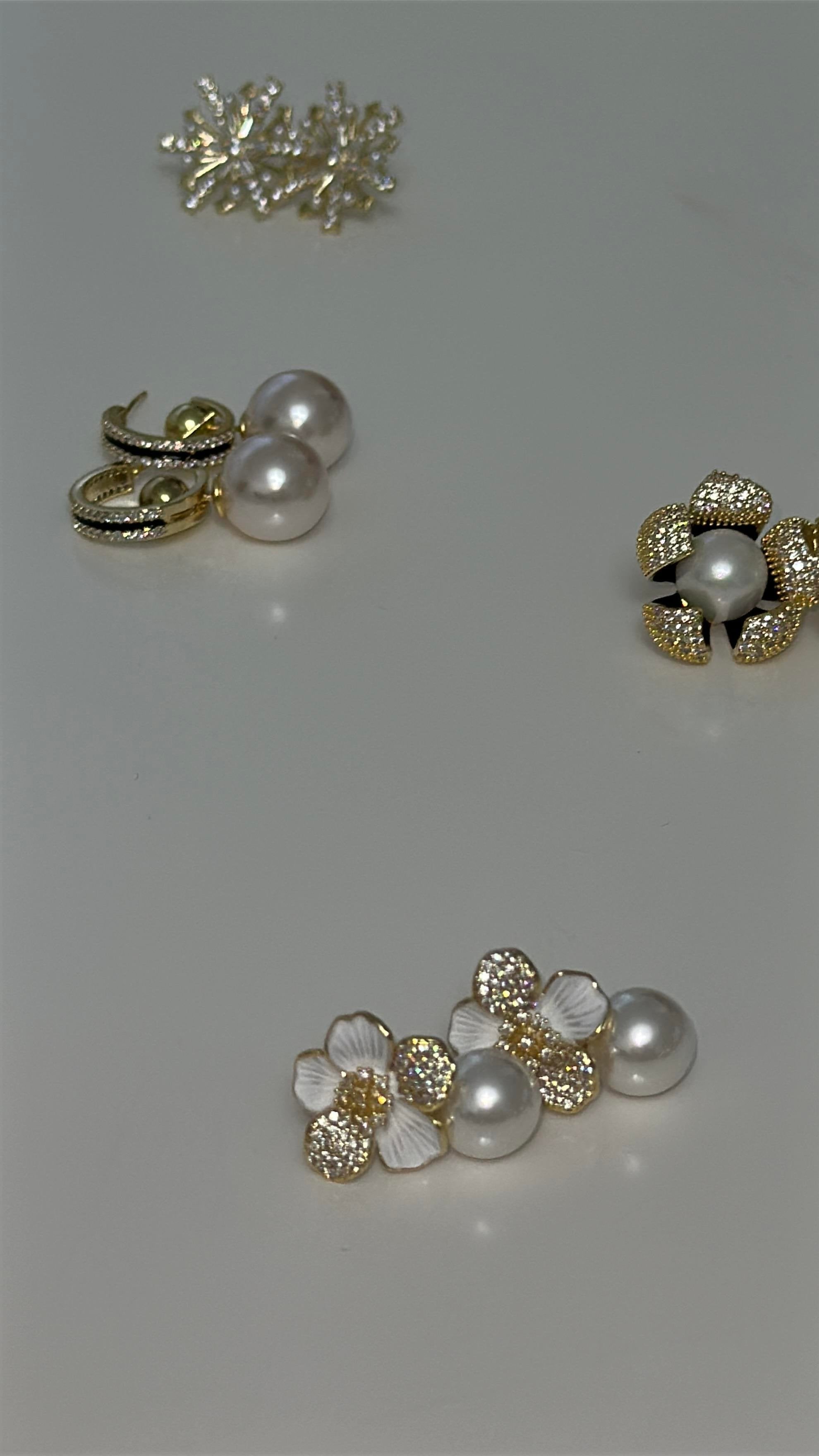 Elexia Earring